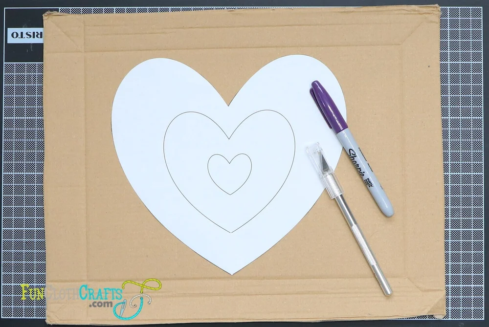 DIY Easy Cardboard Heart Covered with Felt Scraps Fun Cloth Crafts