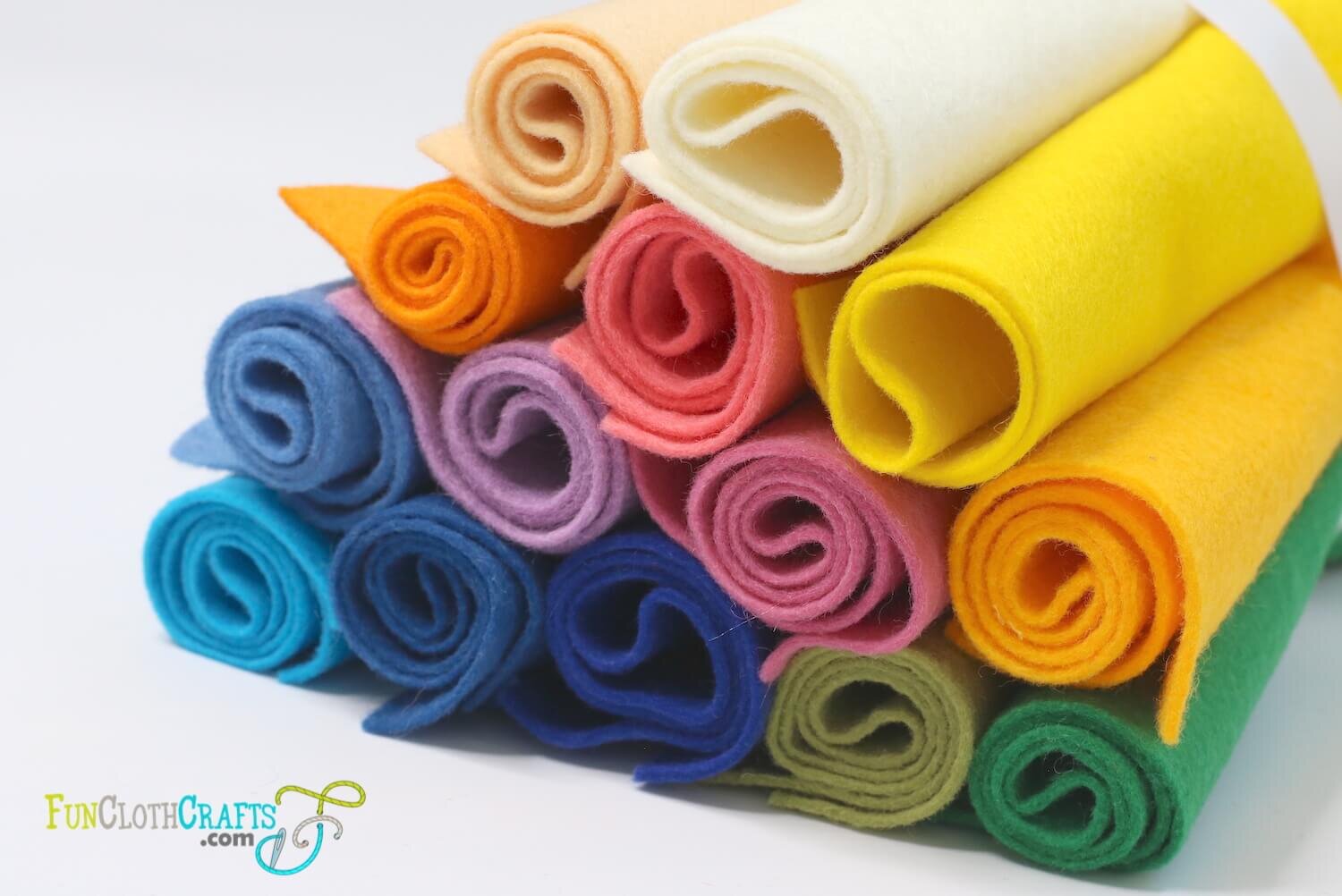 Set Of 40 Multicolored Felt Sheets For Arts And Crafts - Colored