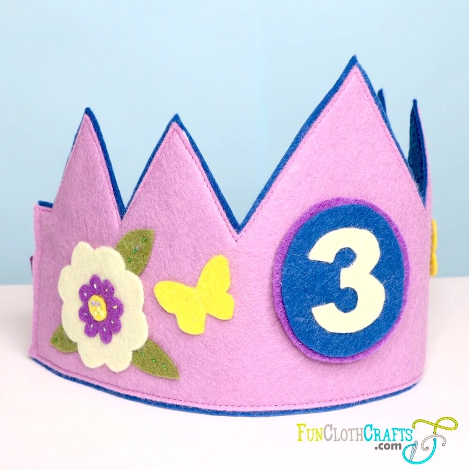 A small reminder 💚

Felt does not need perfection.
Stitches can be uneven.
Edges don&rsquo;t have to match exactly.

Handmade means human.
Learning happens while making.

I  am learning with practice. You will get better with every piece.

The crown