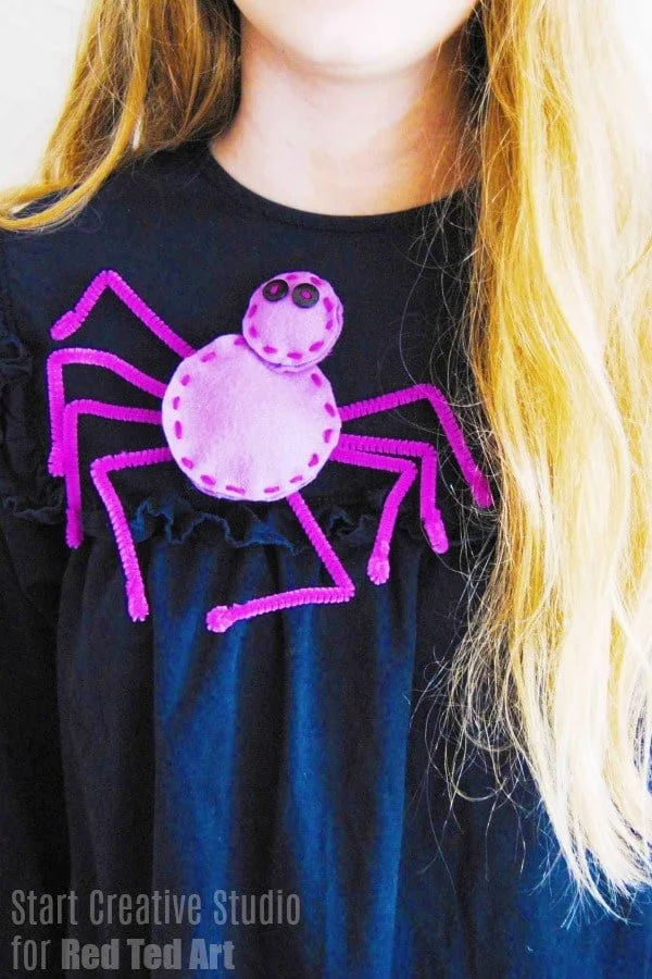 spider brooch applique from felt for Halloween