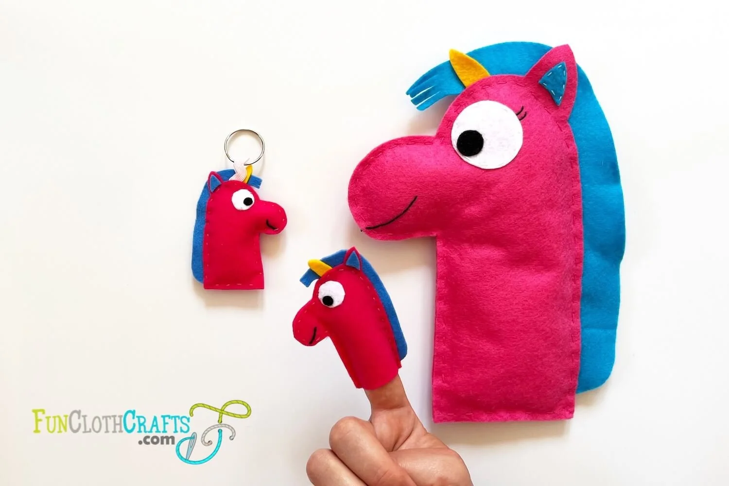 Unicorn felt pattern, unicorn softie, pink unicorn keychain and unicorn finger puppet