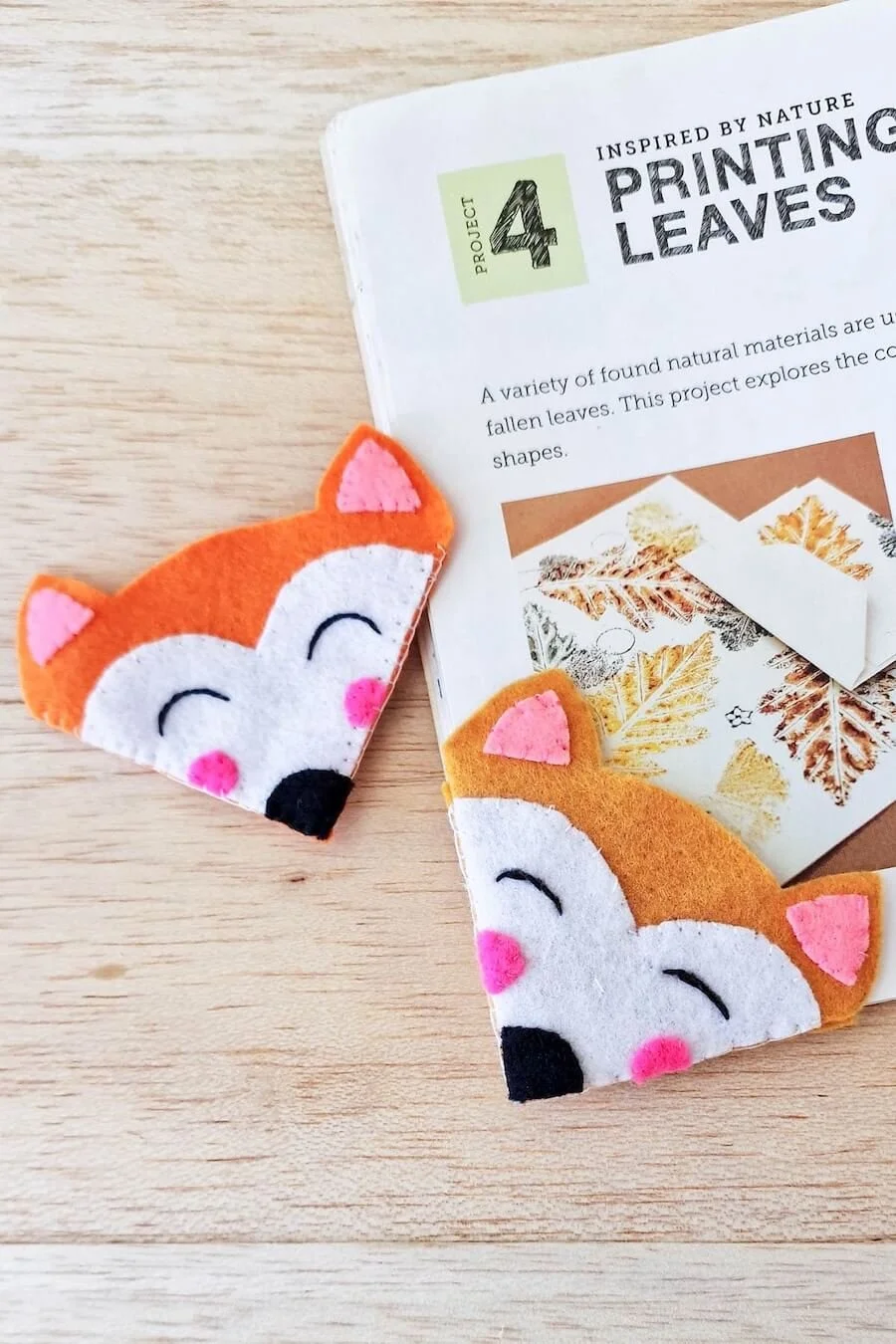 felt bookmark from felt leftovers, bookmark in a shape of fox