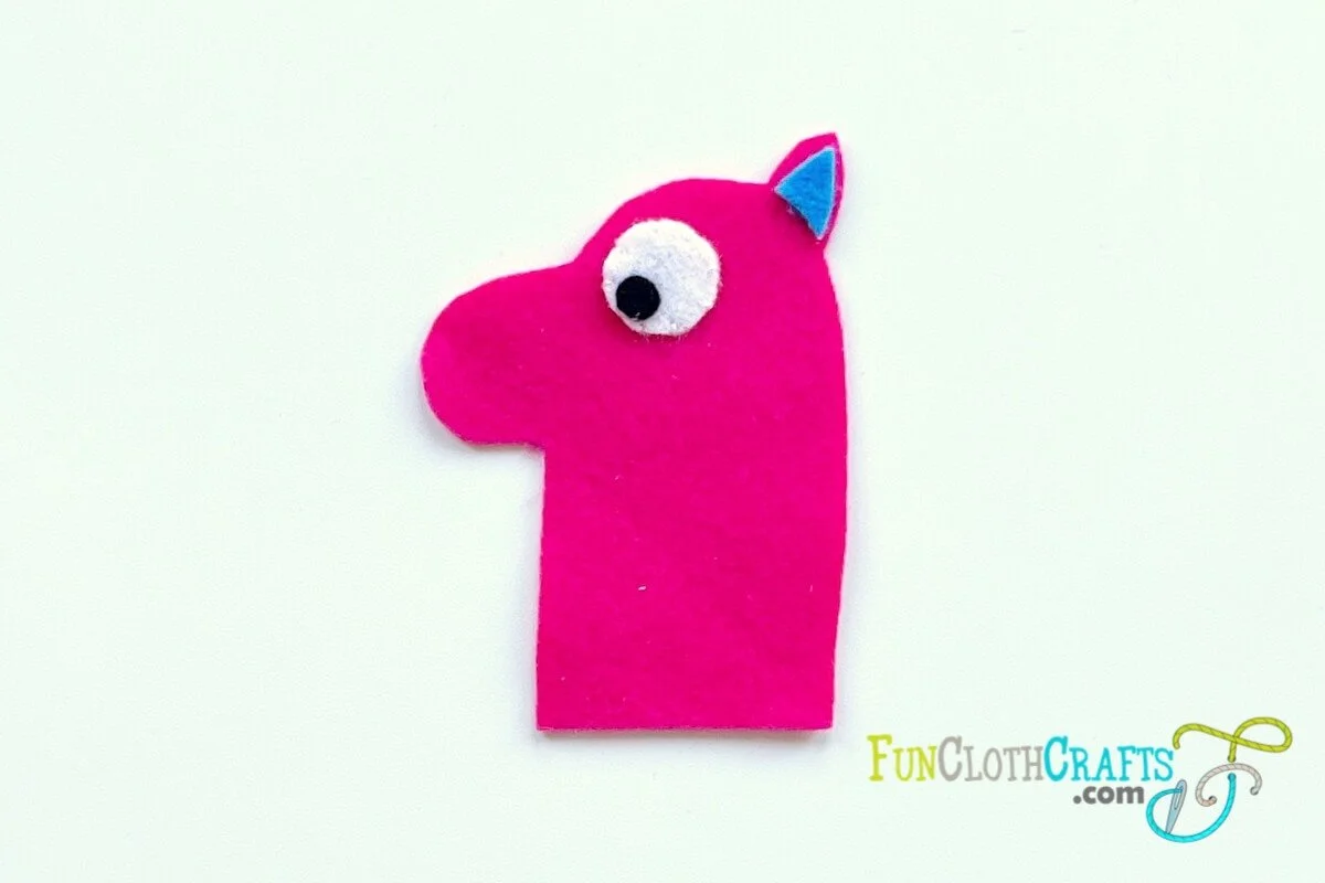 Unicorn felt pattern, sew eye with whip stitch