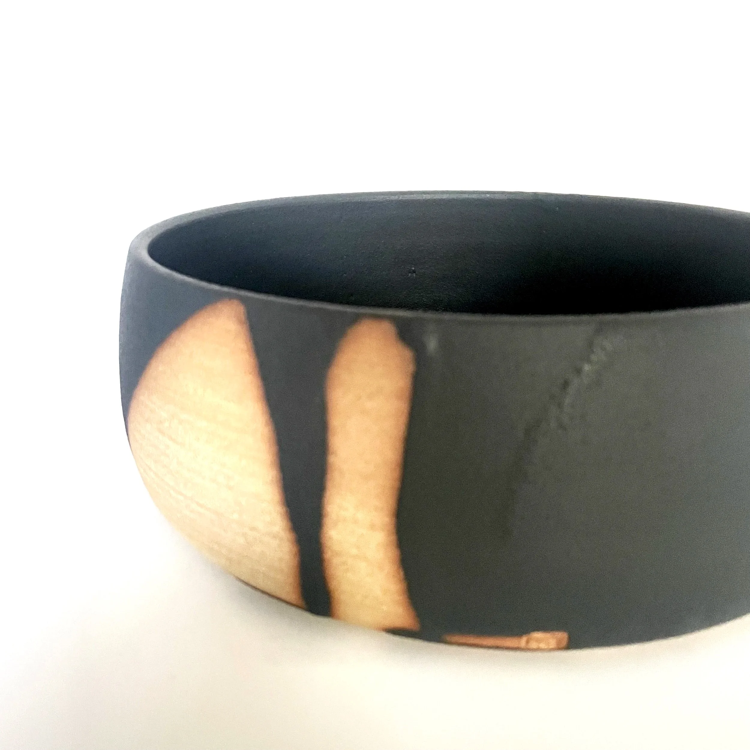 Stoneware hand thrown charcoal drip bowl 4