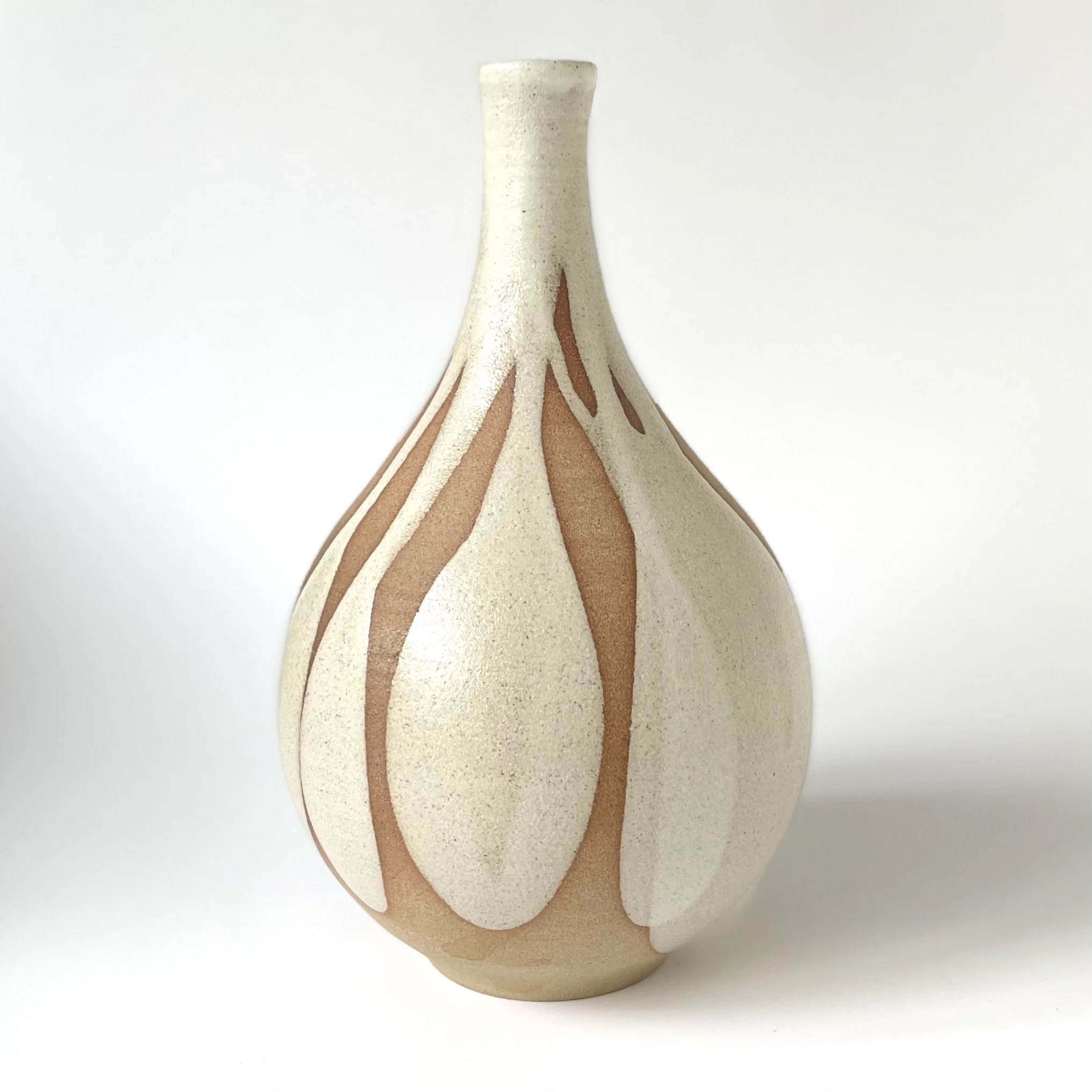 Narrow neck stoneware vase with white petal mark making 4