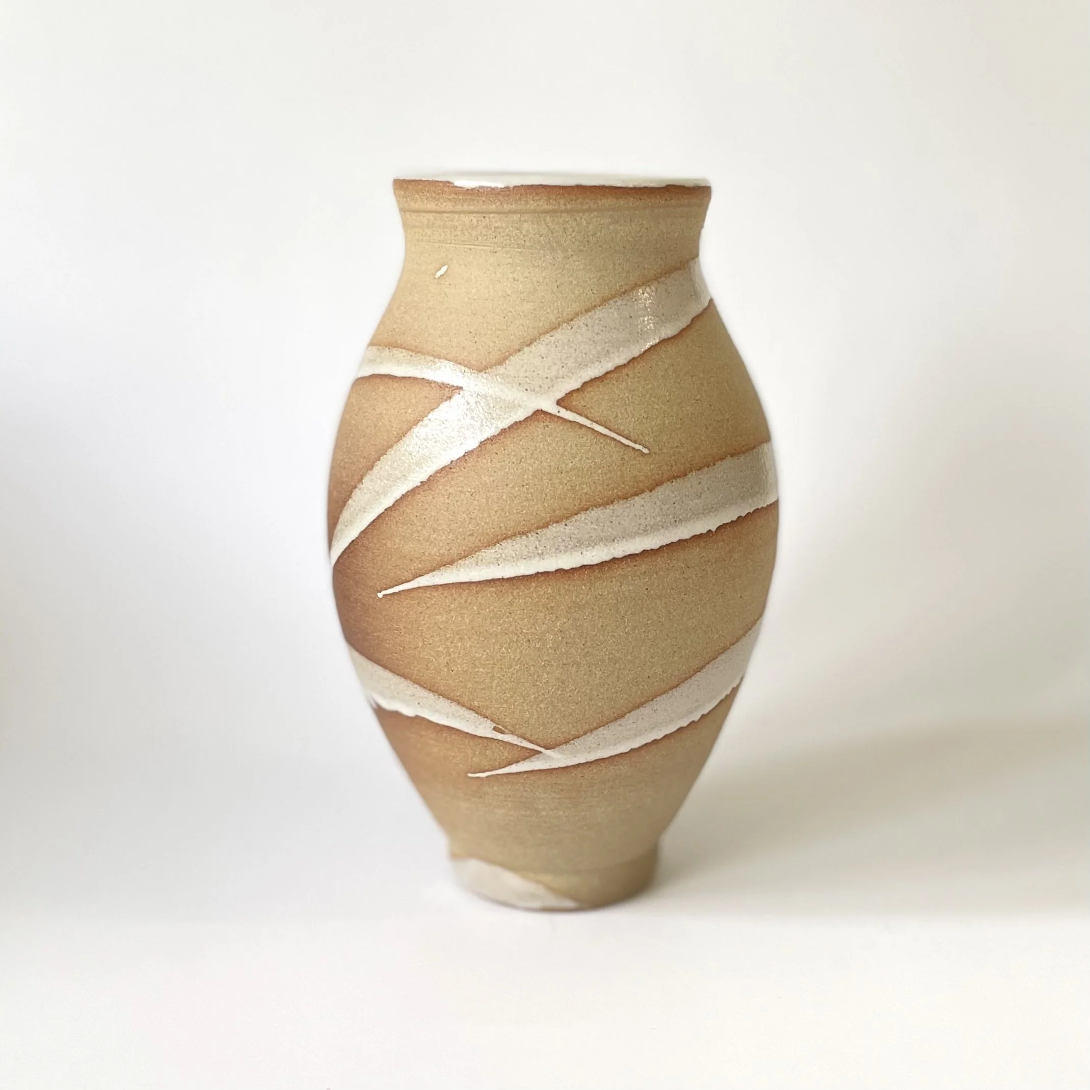 Stoneware vase glazed in white bamboo mark making 3
