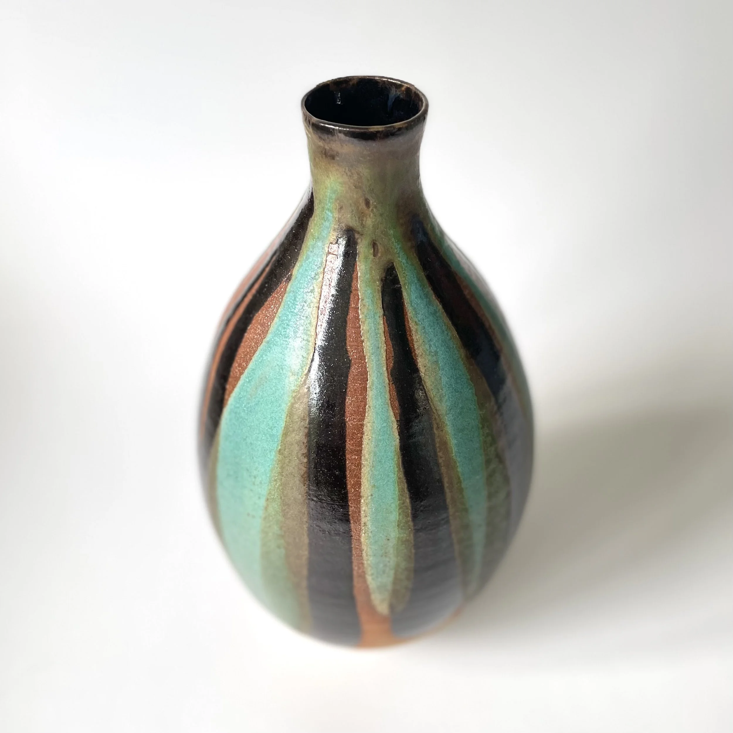 Large stoneware vase in tenmoku and turquoise 4
