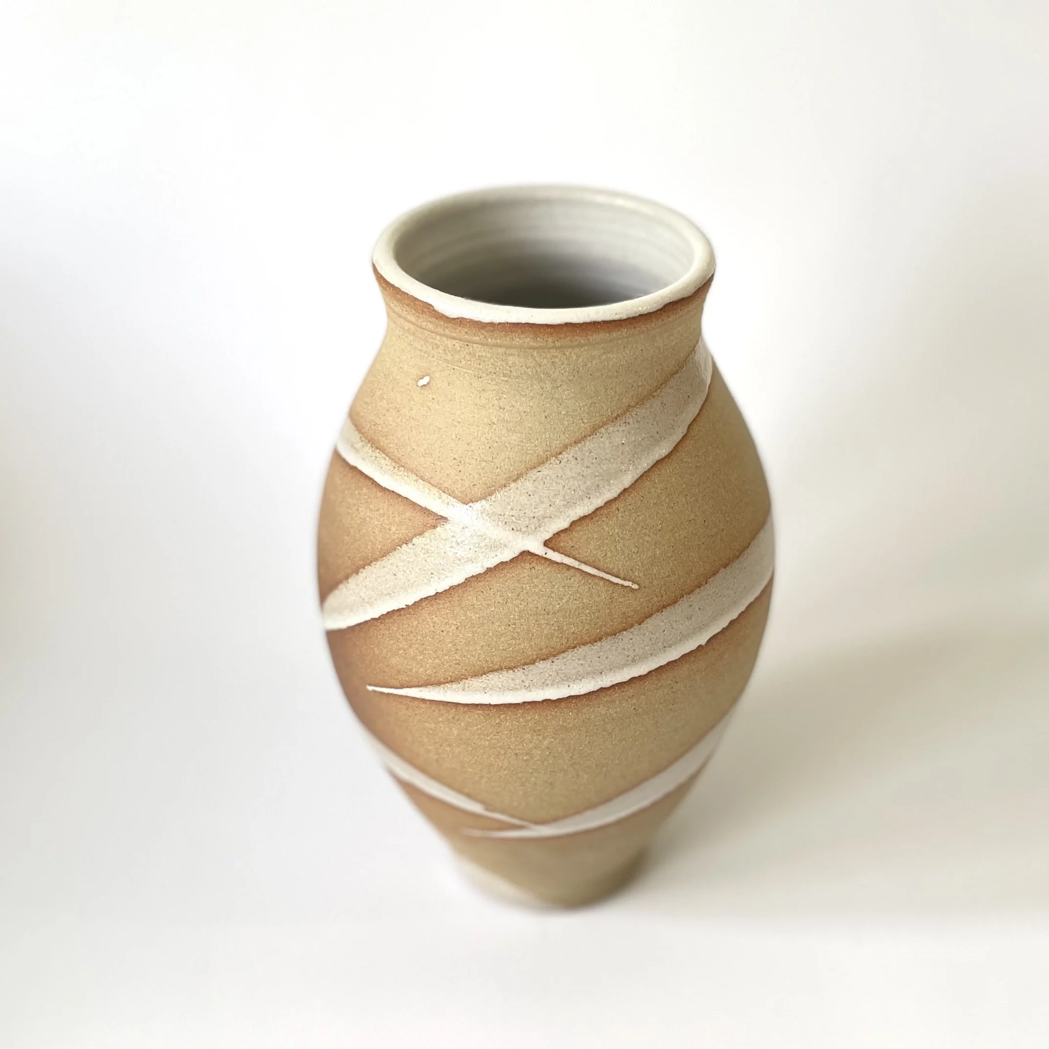 Stoneware vase glazed in white bamboo mark making 4