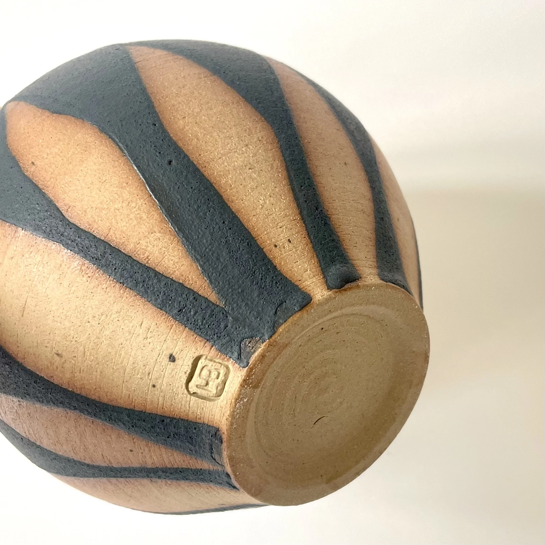 Stoneware bud vase - petal pattern 5