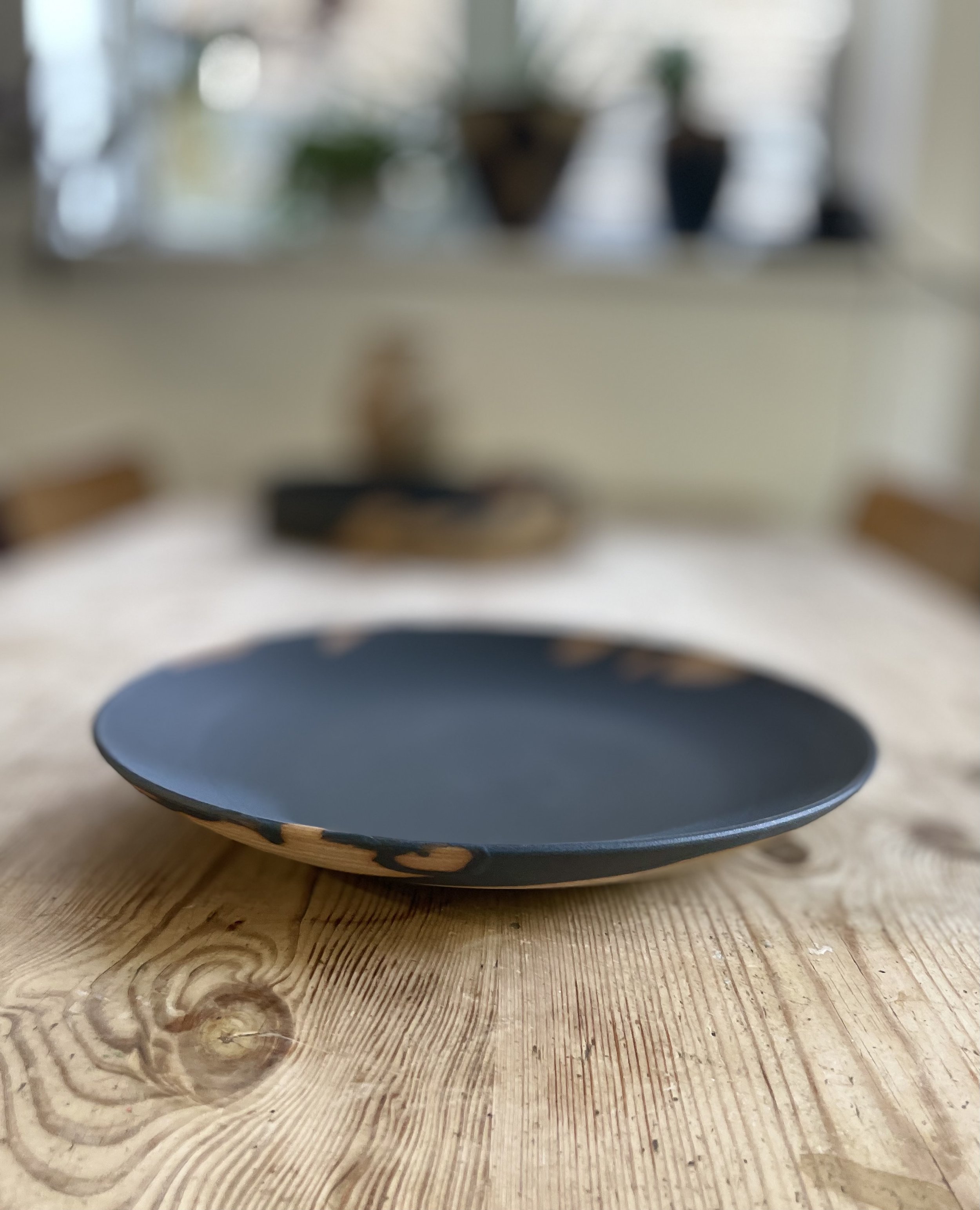 Stoneware shallow bowl glazed in charcoal 4