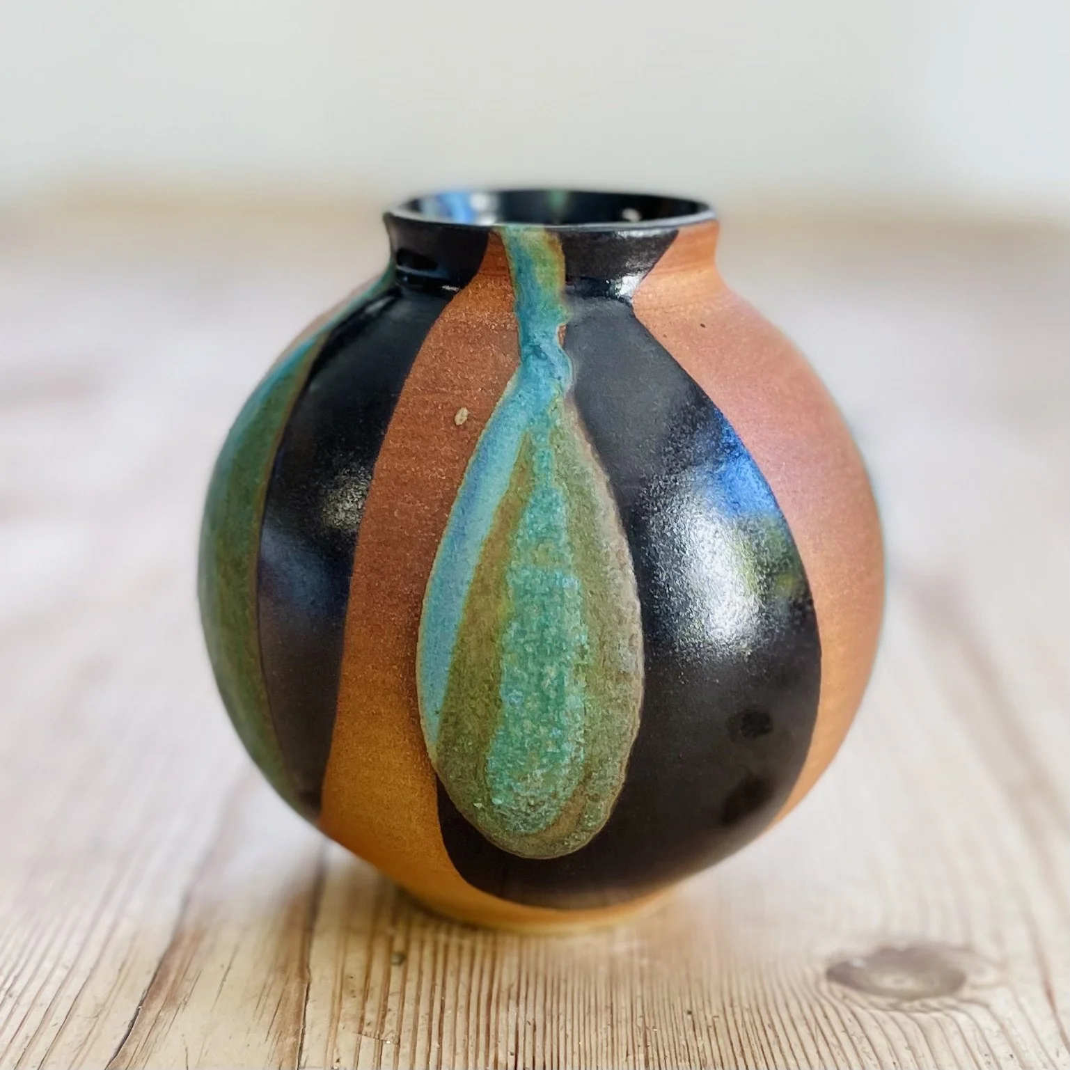 Stoneware hand thrown moon jar vase glazed in tenmoku and turquoise 3