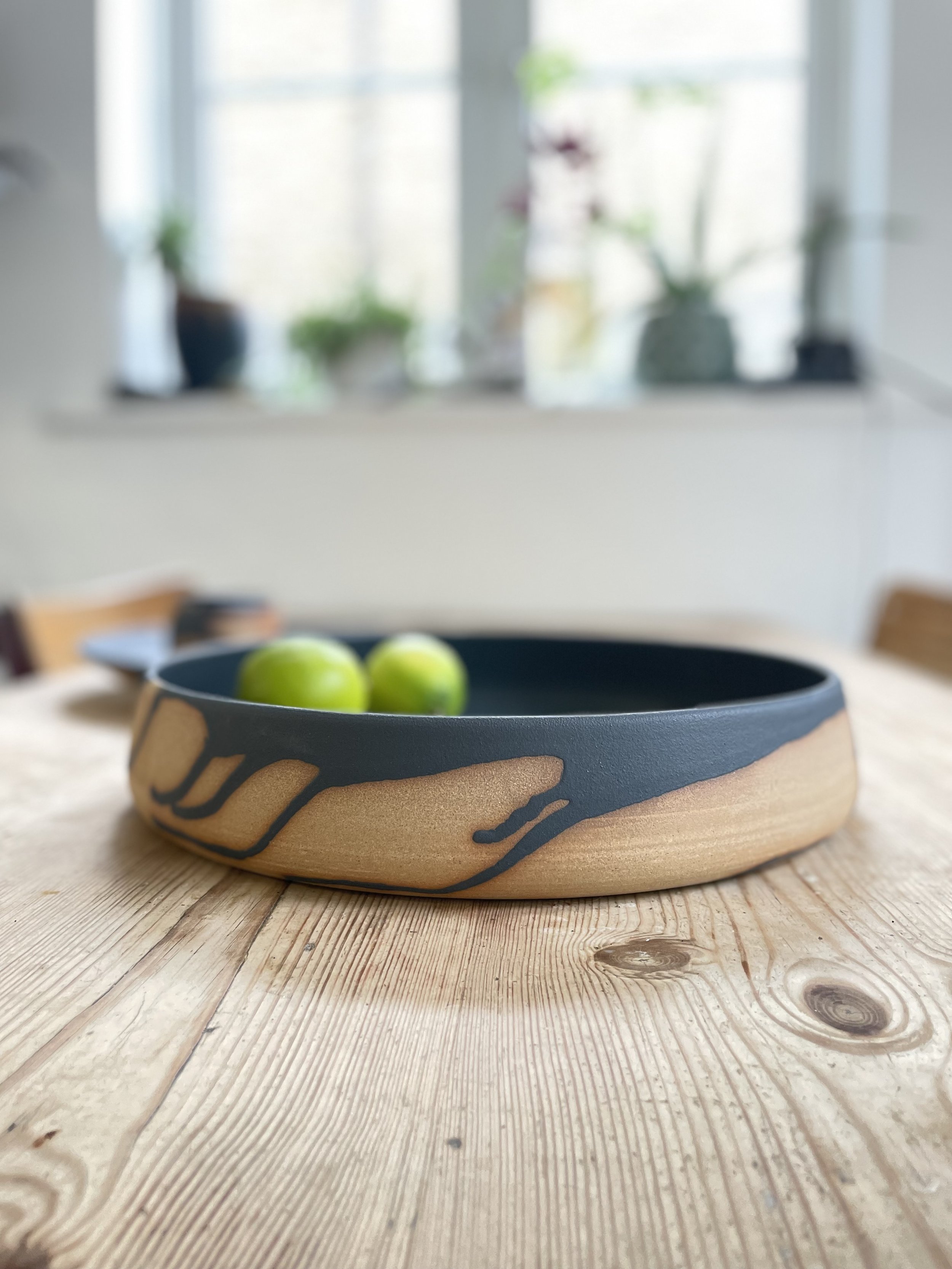 Large stoneware bowl glazed in charcoal 3