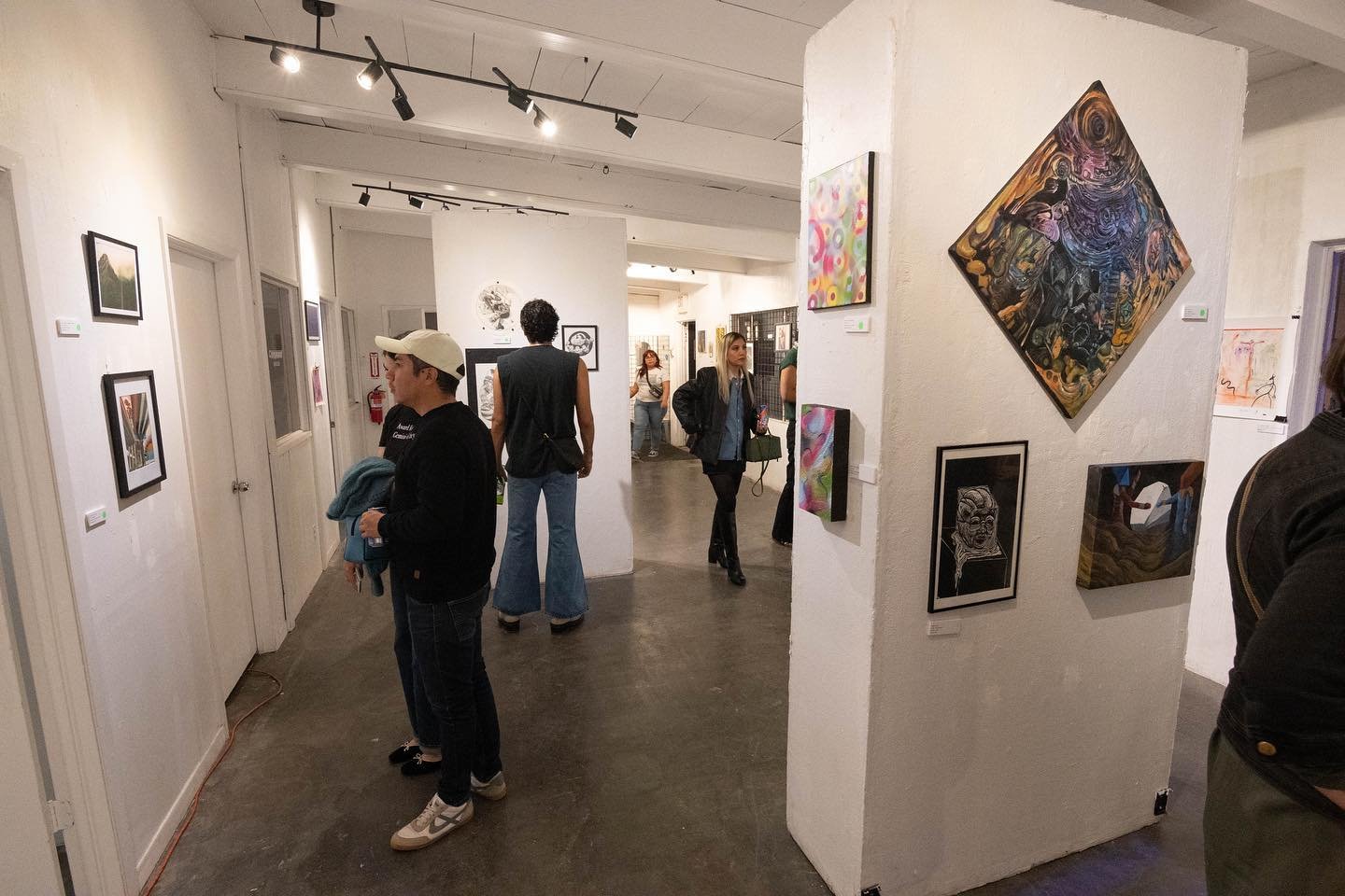 💥Grateful for the overwhelming support at our 1 Year Anniversary closing show last Thursday! Special thanks to all the generous artists who donated pieces for this exhibition, and to our amazing guests who bid on them! The proceeds will profoundly b