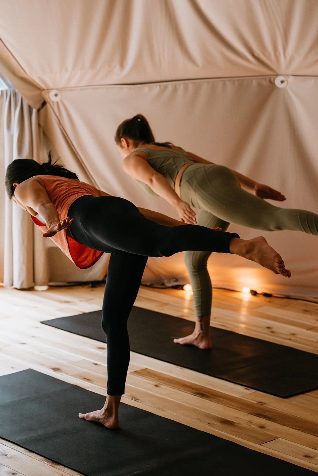 Nectar Yoga Retreat Dome Group Yoga 07_2022 @laurazekephotography.jpg