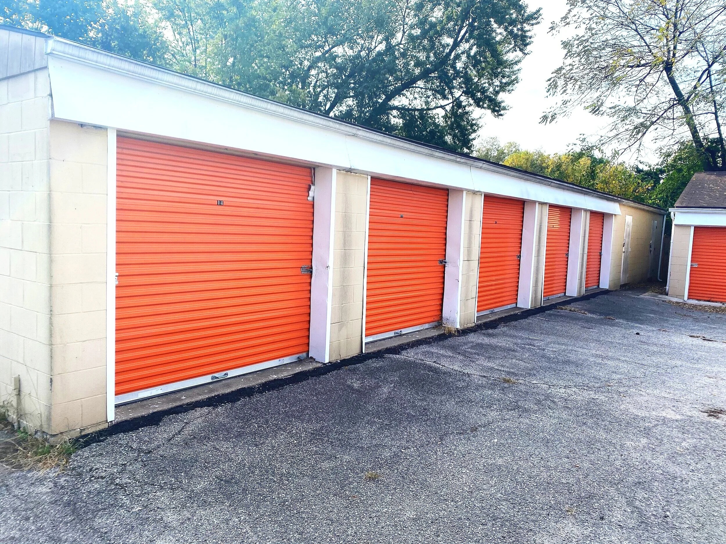 Unboxy Self Storage