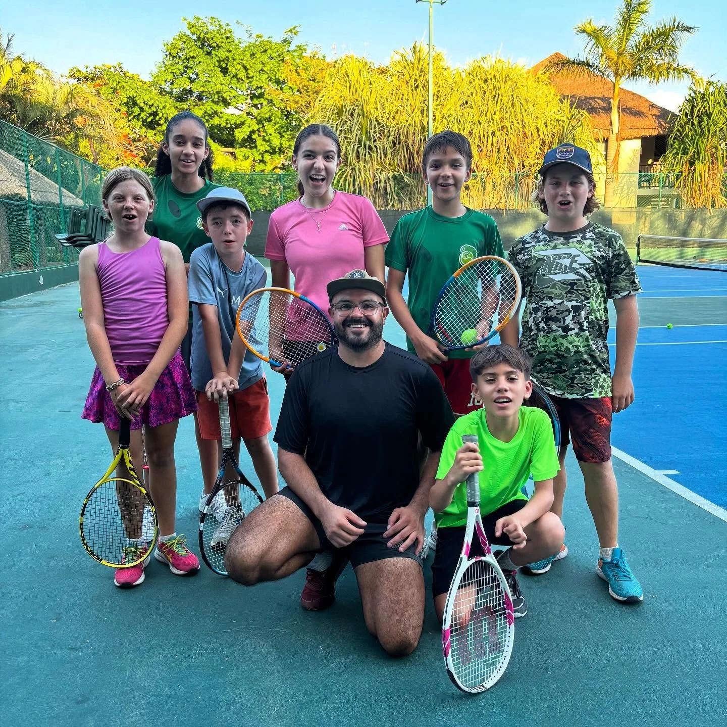 Everybody loves Victor. Thanks so much @vdelrio1 for all your support and positive vibes along these last years. You were always willing to help and made everyone feel welcome. 

@iguanatennis is your home whenever you come back. Much success in your