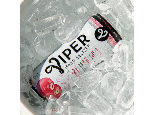 12x-viper-hard-seltzer-6x-viper-glas.png