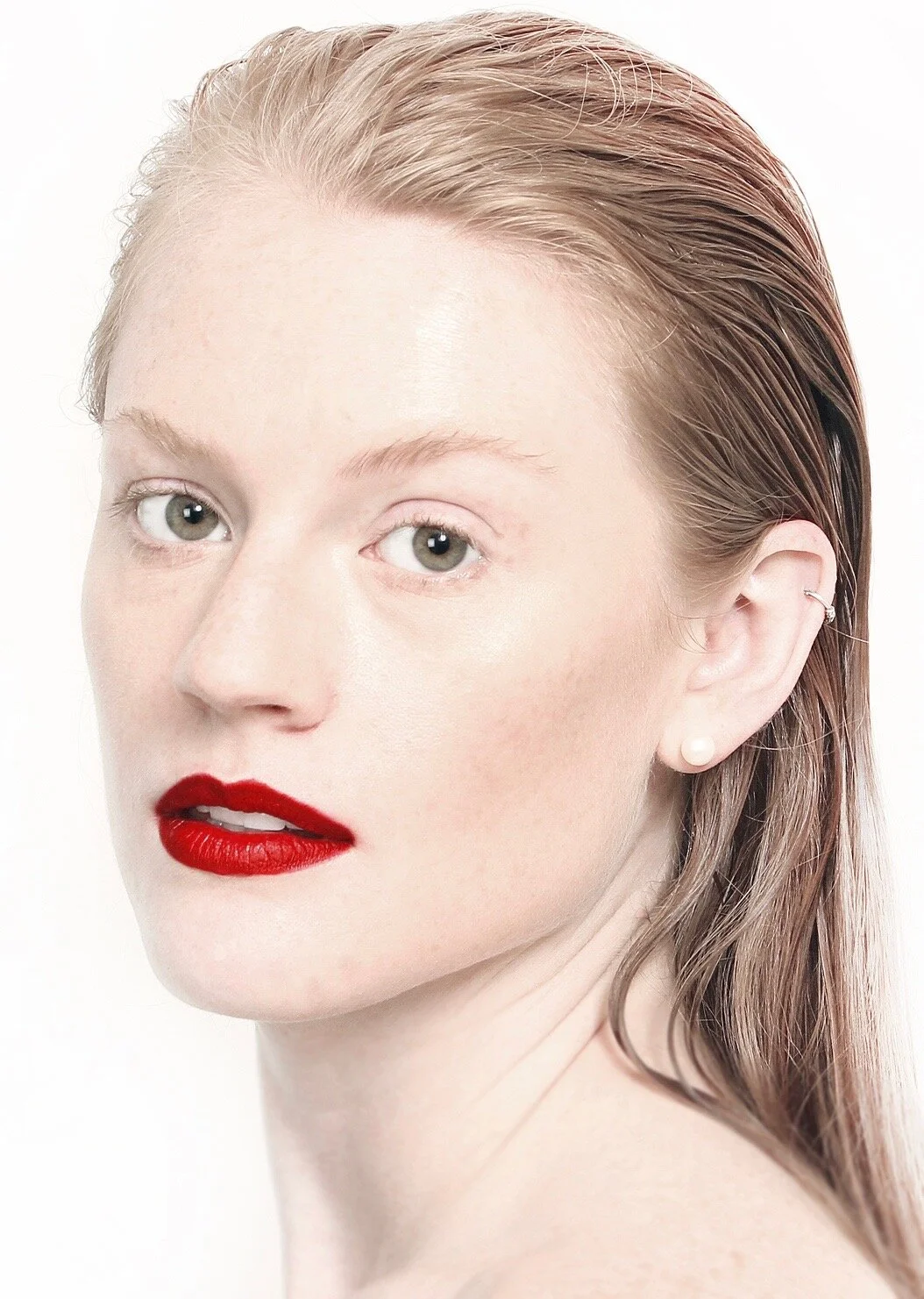 Hair and Makeup By Anita Nouryeh
Photography by Veronica Ibarra