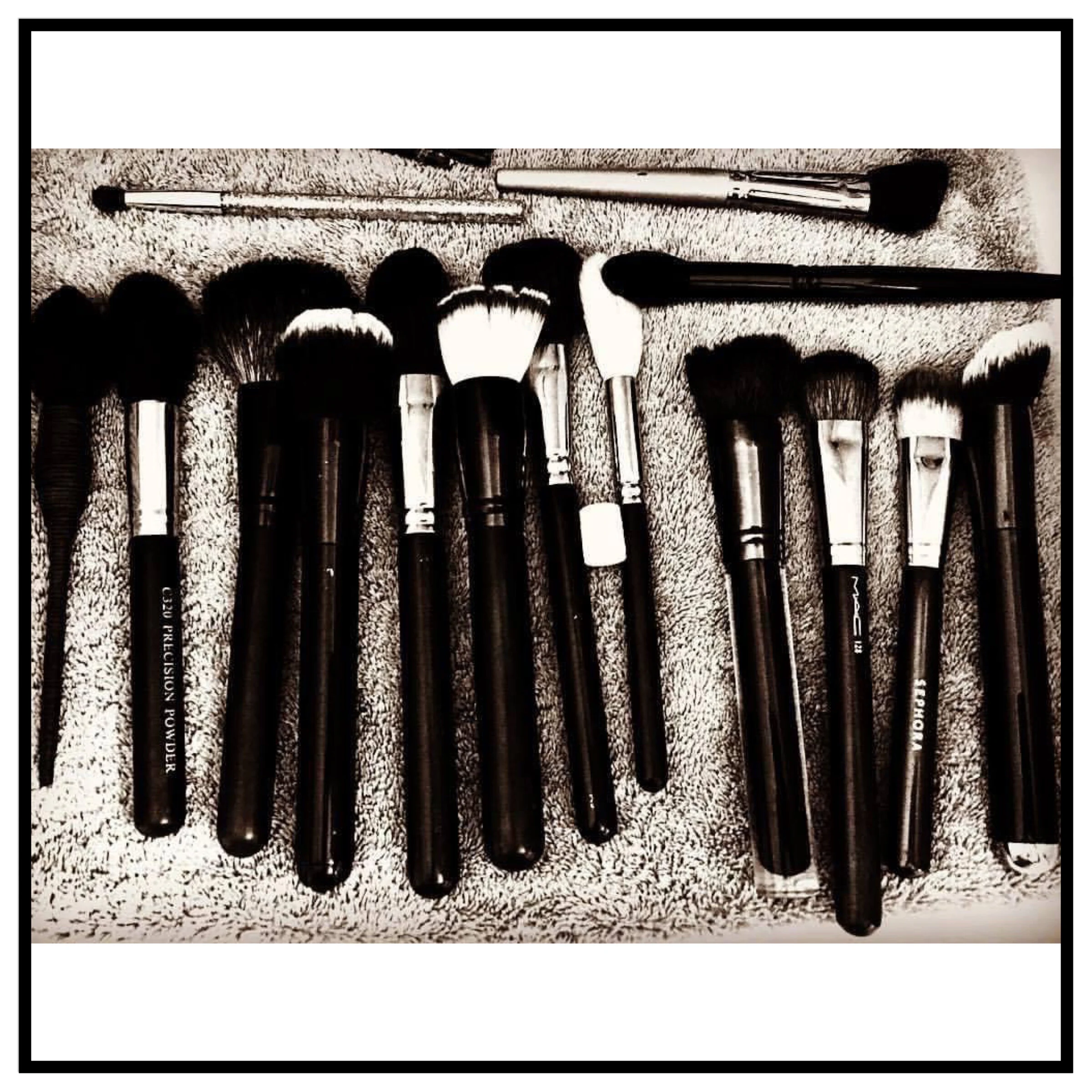 Makeup brushes