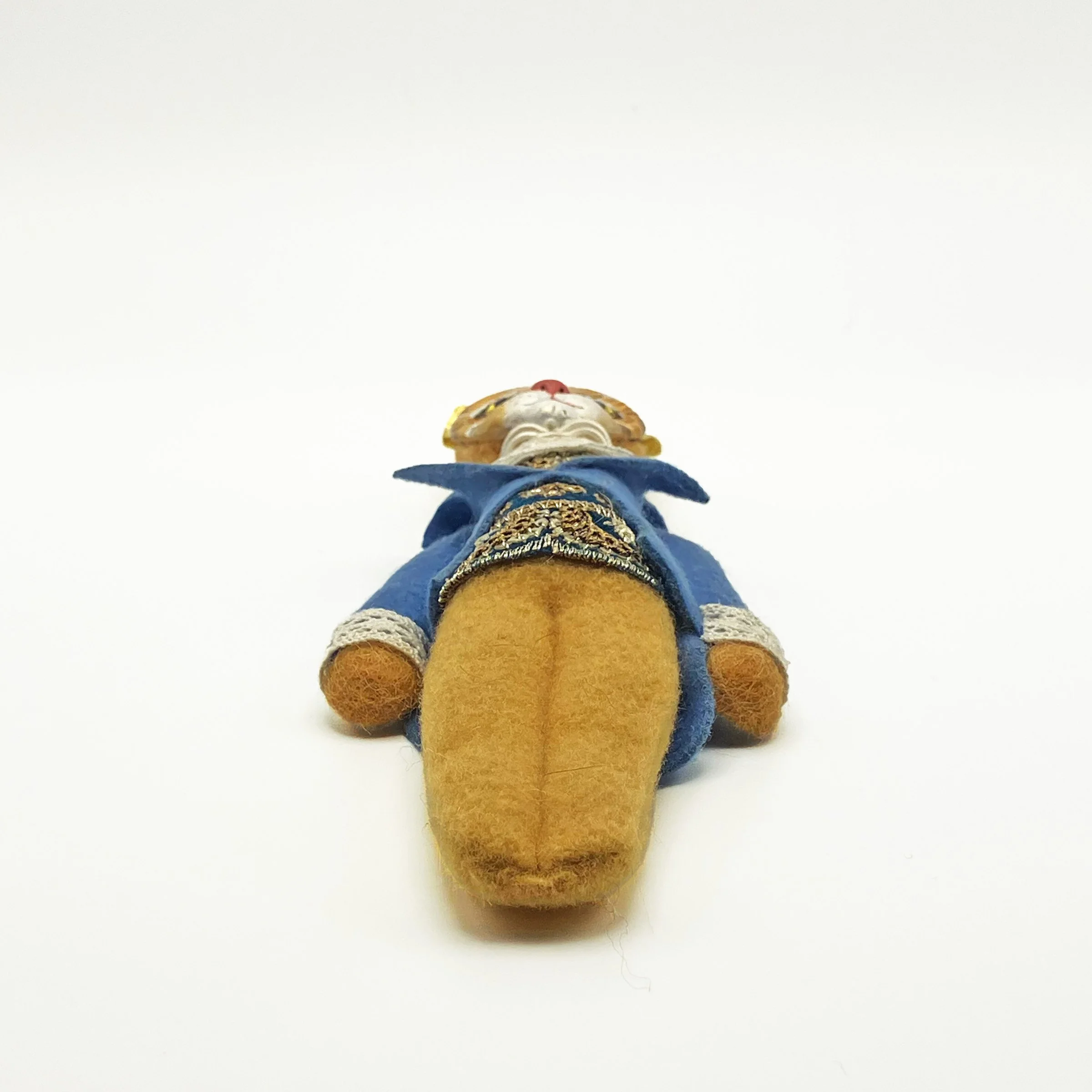 LittleLordCattingtonBOTTOM_8820.jpg