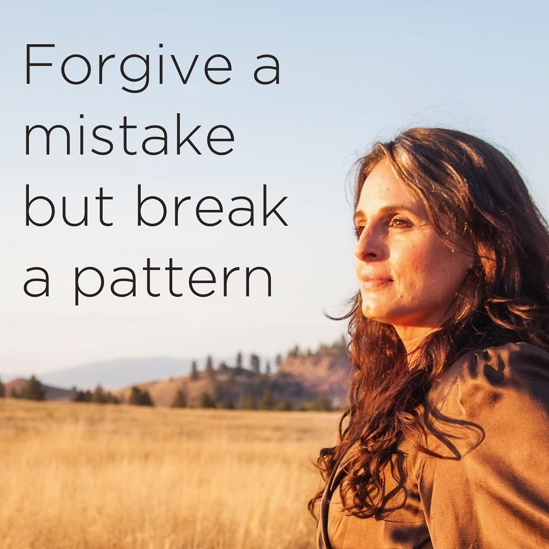 There&rsquo;s a big difference between someone making a mistake that hurts you and someone who chooses to repeat a pattern that hurts you. ✨

&bull;

#intuitivelifecoach #lifecoachingtips #breakpatterns #purposecoach #personaldevelopmentcoach #person