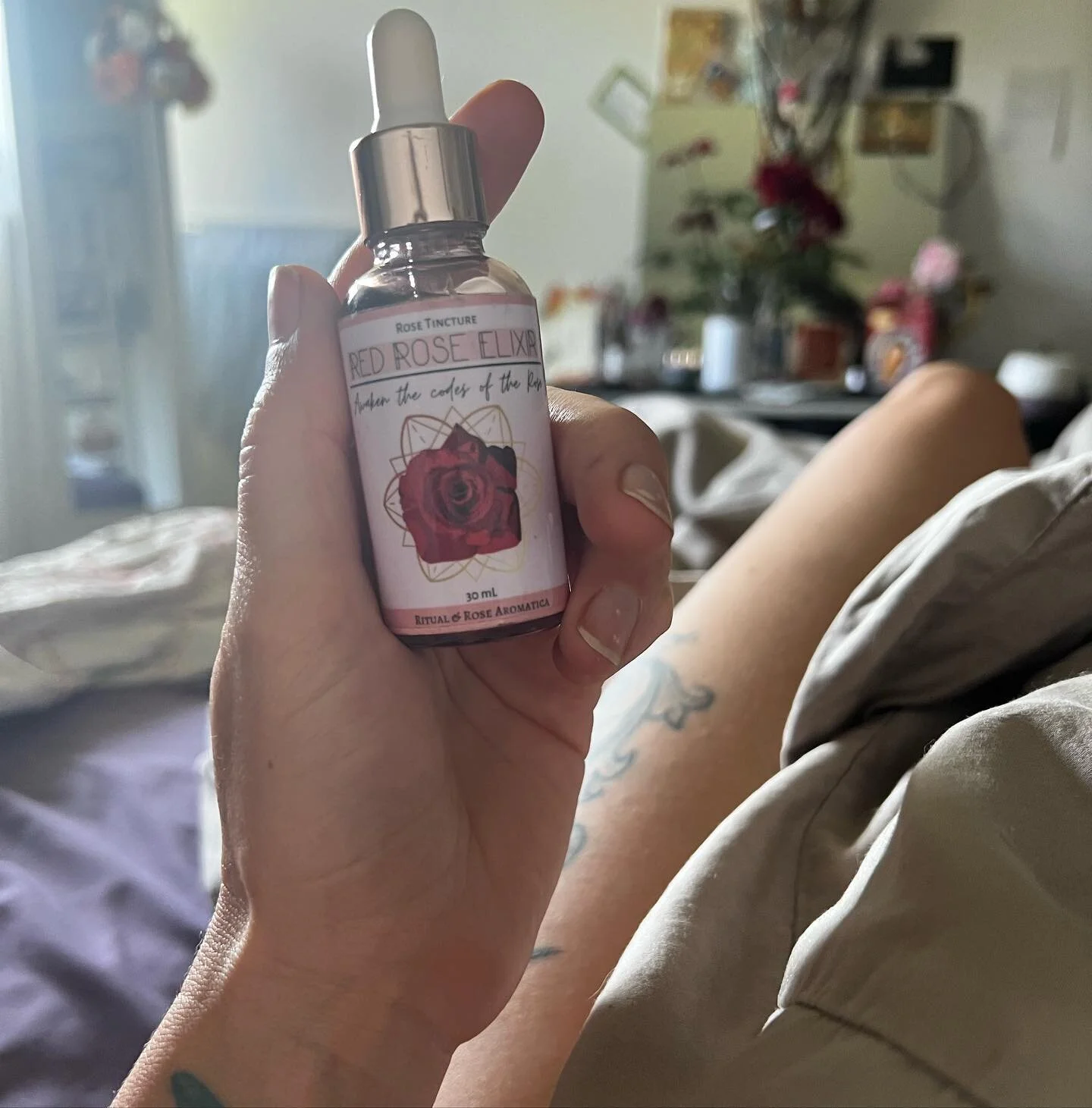 As I awaken this morning my mantra while I enjoy my morning Rose elixir is, &ldquo;I am deeply rooted in Love, my Truth&rdquo; 
So grateful for the teachings of the Rose and these powerful elixirs alchemized by my friend @ritualandrosearomatica 

We 