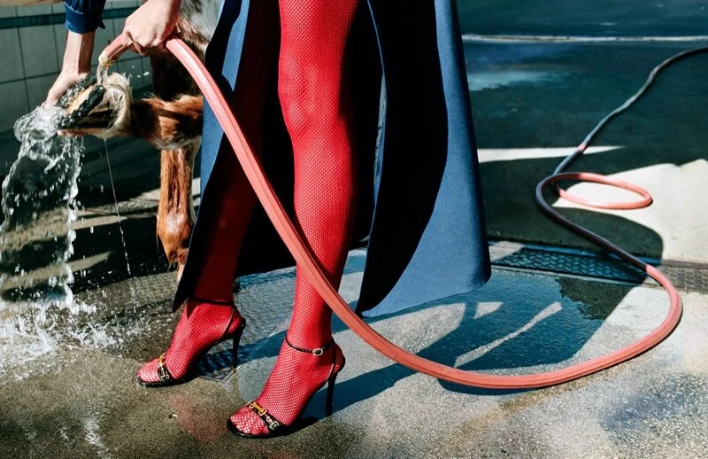 yorgos-lanthimos-for-gucci-spring-summer-2020-alessandro-michele-of-course-a-horse-04.jpg