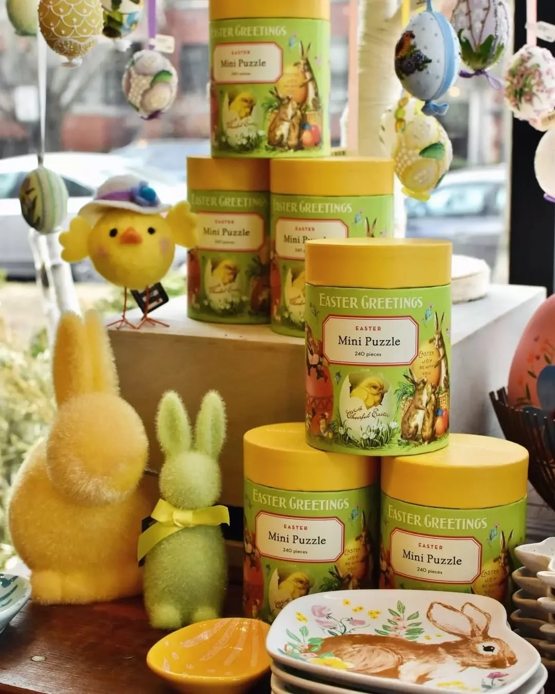 Just a hop, skip, and a jump away from a fully complete puzzle perfect for a fun Easter afternoon 🐰🐣
📸: @hazelchicago