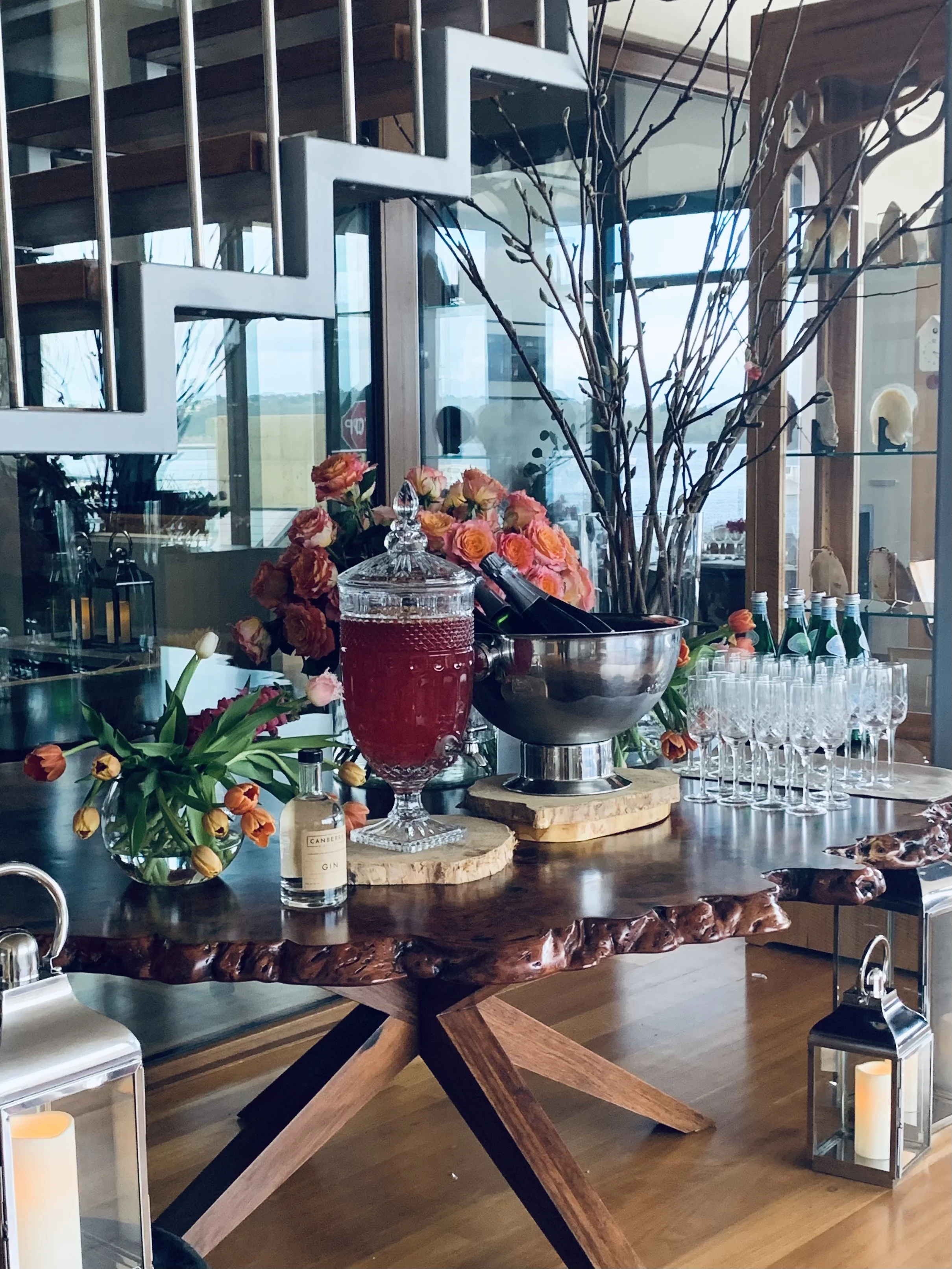 We offer a bar service including botanicals