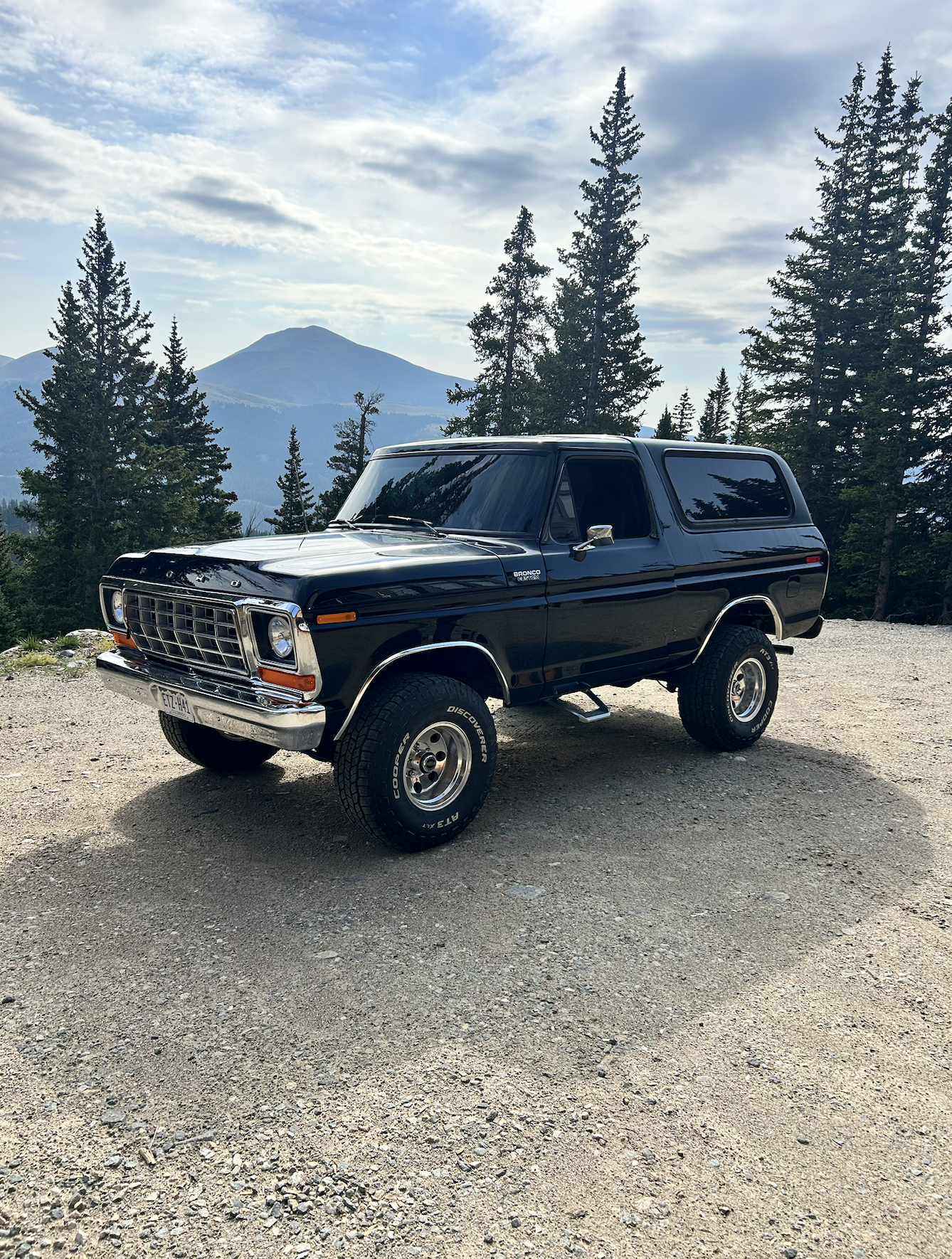 1978.Bronco.driver.side.mountains.vertical.png