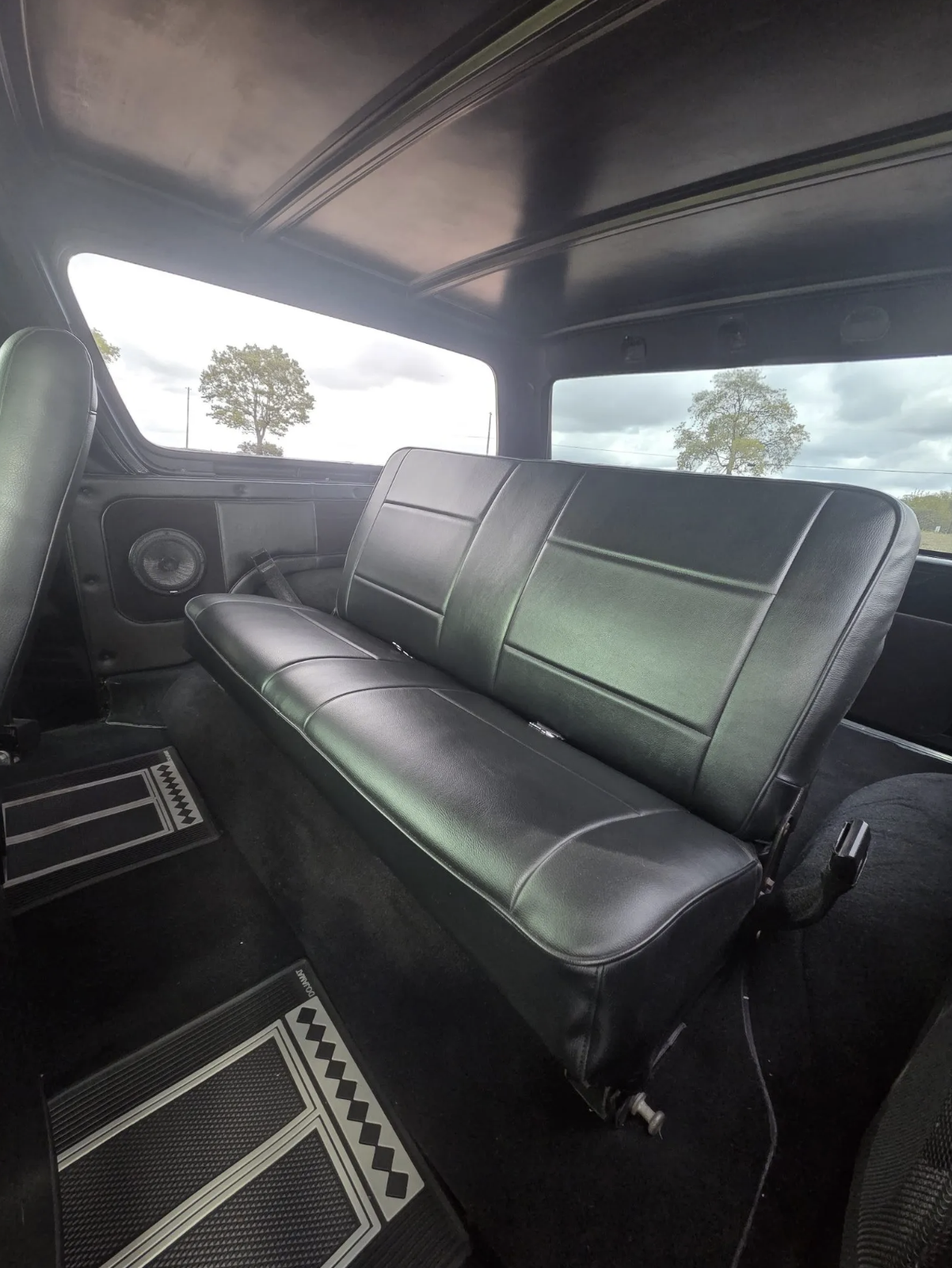 1978.interior.backseats.png