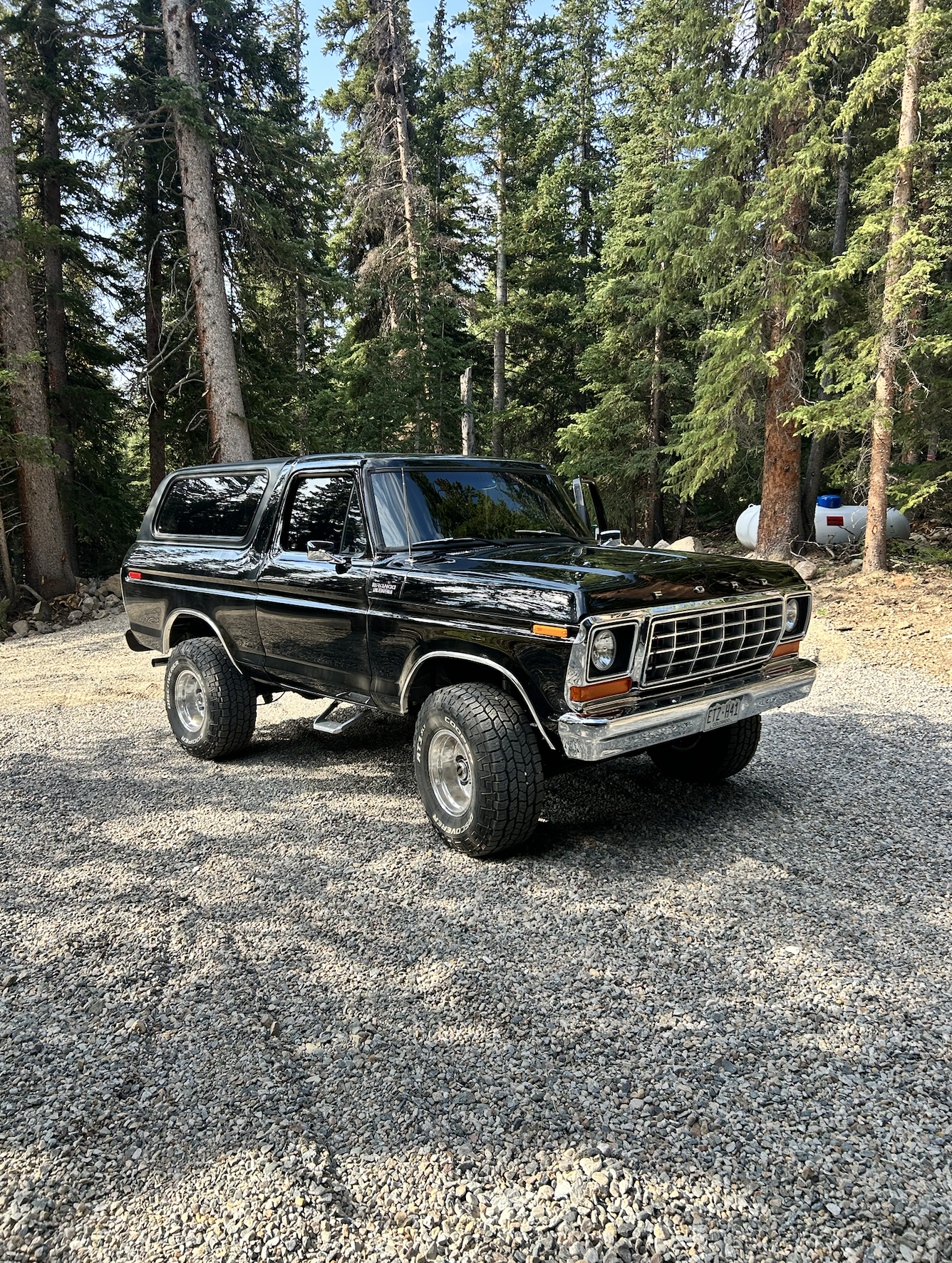 1978.Bronco.passenger.side.forest.png