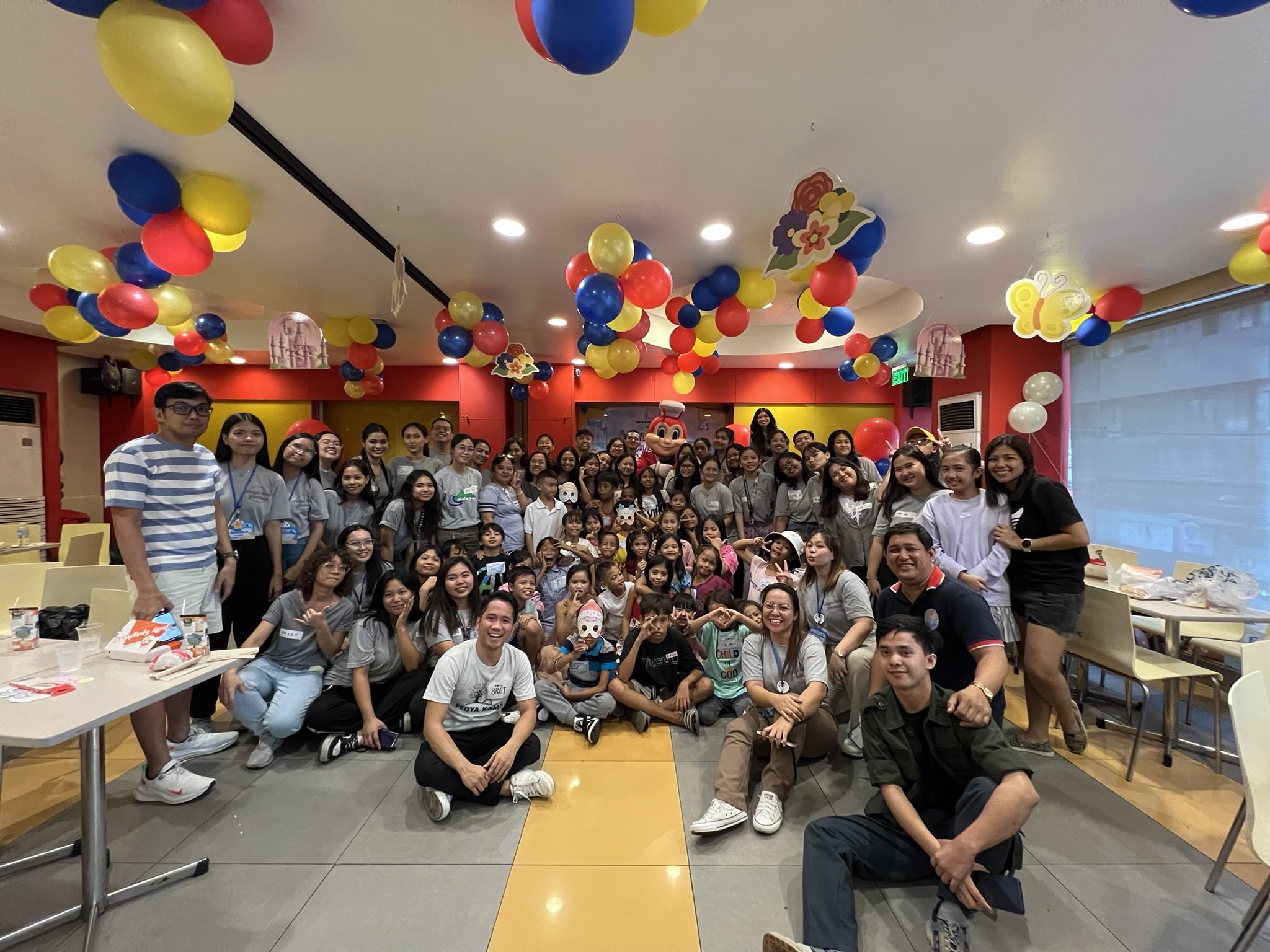 Giving the gift of books to kids in Manila