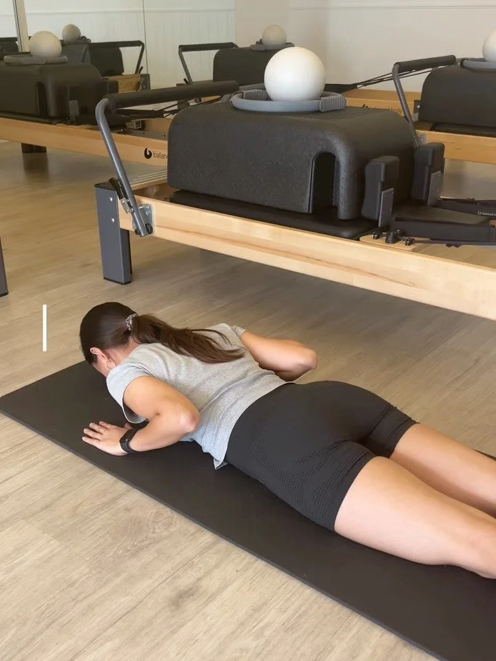 Improve your range of motion with these 7 exercises:

1. Cat and cow
2. Thread the needle
3. Hip rotation
4. Lumbar rotation
5. Eccentric single-leg calf raise
6. Standing hip rotation
7. Cobra

✨ Comment mobility or send us a DM to recieve access to