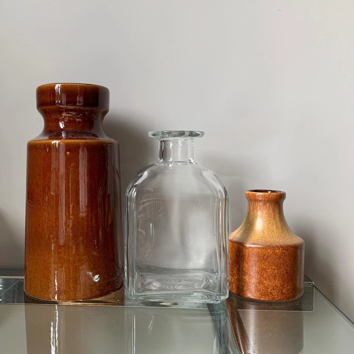 happy weekend! ☀️

alli secondhand vo @brockiland 

#secondhandstyleswitzerland #secondhand #vases #interiordesign