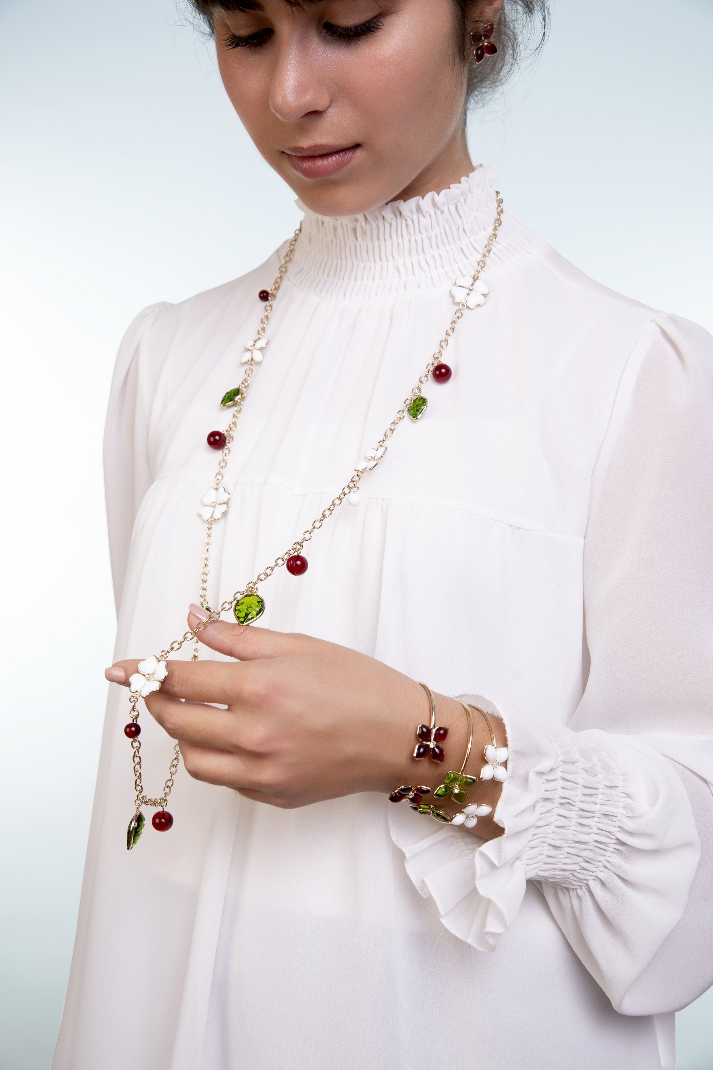 Cherry' long necklace