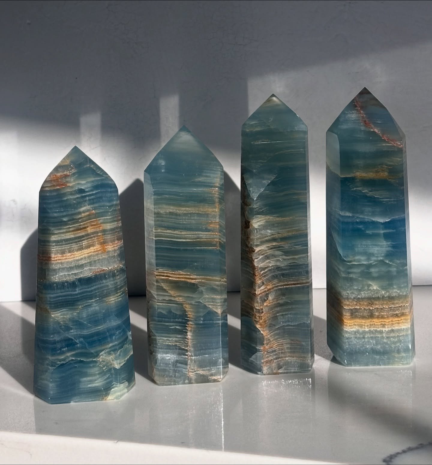 New arrivals!! Made it just in time to add to our Story Sale lineup. 🥰 We&rsquo;ve got some Blue Onyx Towers, Freeform bowl and some cleaning Selenite! In mushies, bracelets and bowls. Can&rsquo;t wait for you to see them all tomorrow! 

Story Sale: