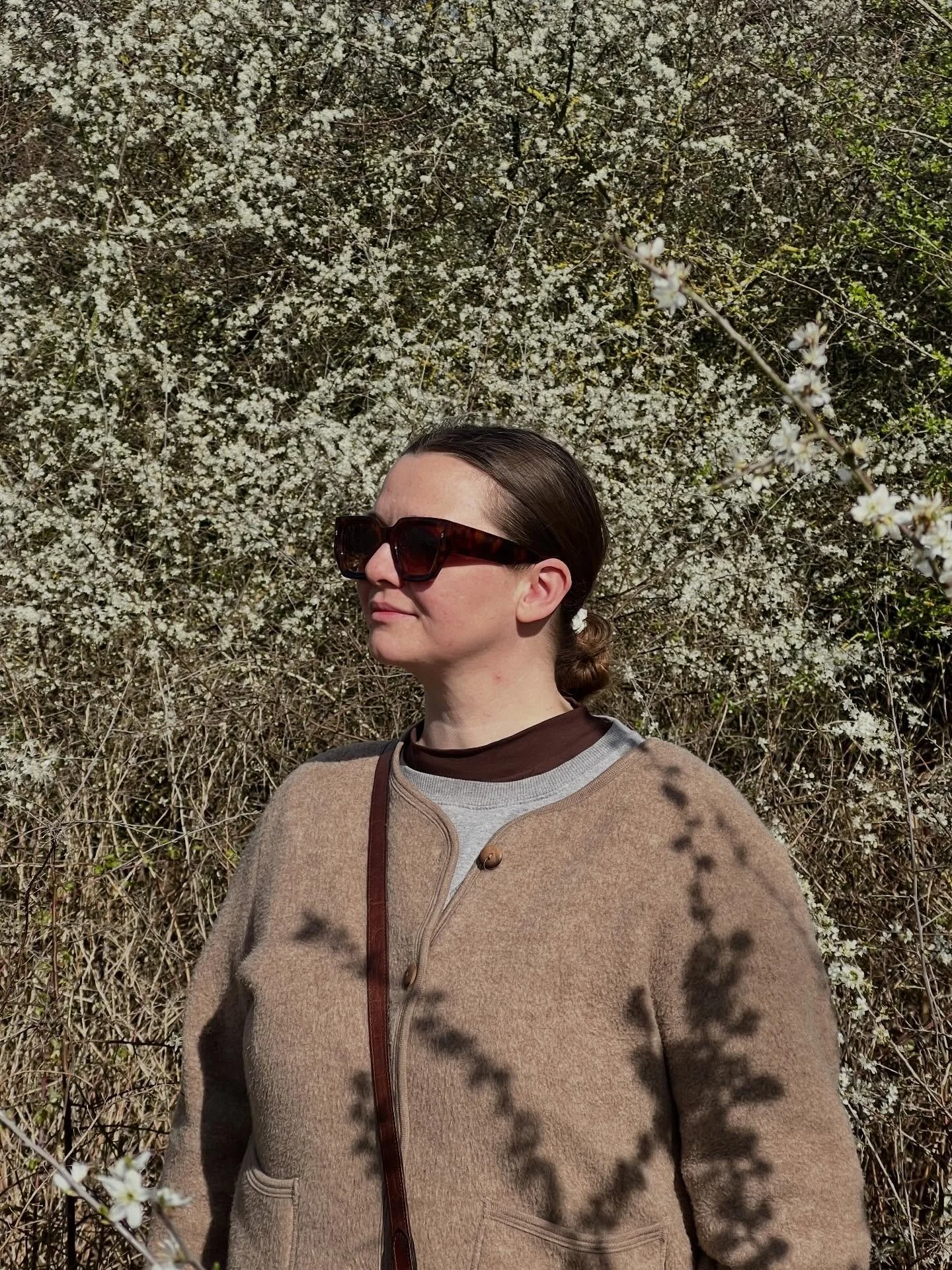 Scenes from the last few weeks. An Easter at home; so many lovely walks, seedlings (that look like tiny green birds!) puppy cuddles, a new quilt project, a 1st birthday crown for my nieceypops (my magnum Opus, and the most enjoyable thing I&rsquo;ve 