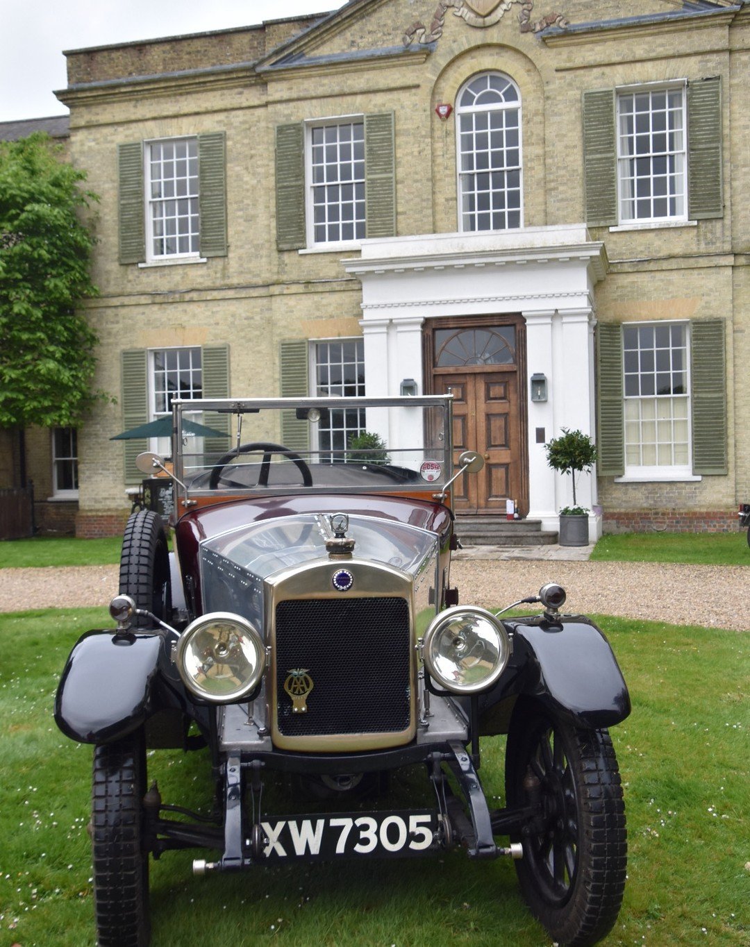 Looking for something fun to do on Bank Holiday Monday? We'll be welcoming back The Friends of St John the Baptist Classic Car Rally - an eclectic collection of classic and vintage cars will be on show and there'll be a bbq and lashings of tea and ca