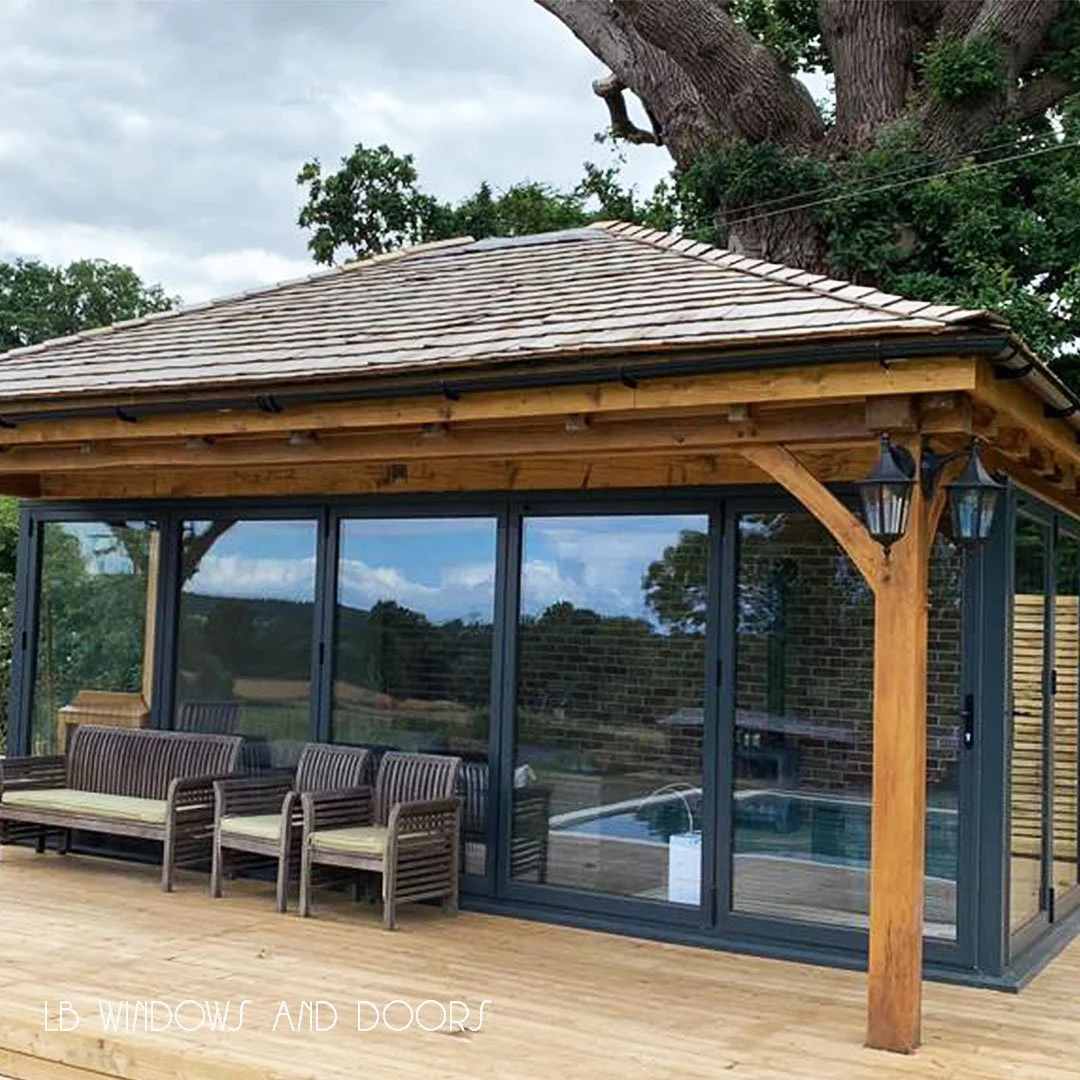 Aluminium-5-Pane-Bifolds.jpg