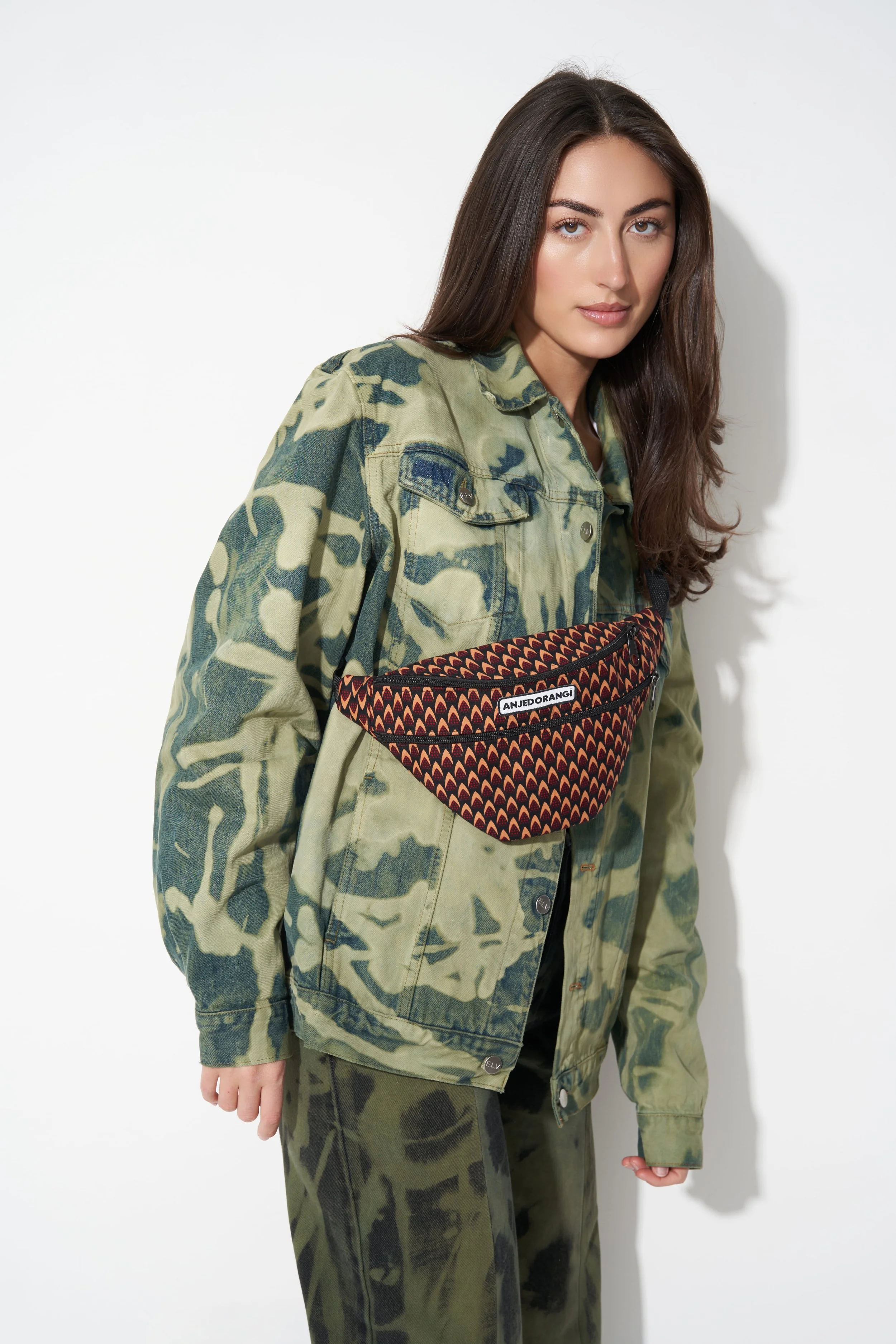 From Click to Connection: Story-Driven Product Visuals that Supercharge Brand Engagement