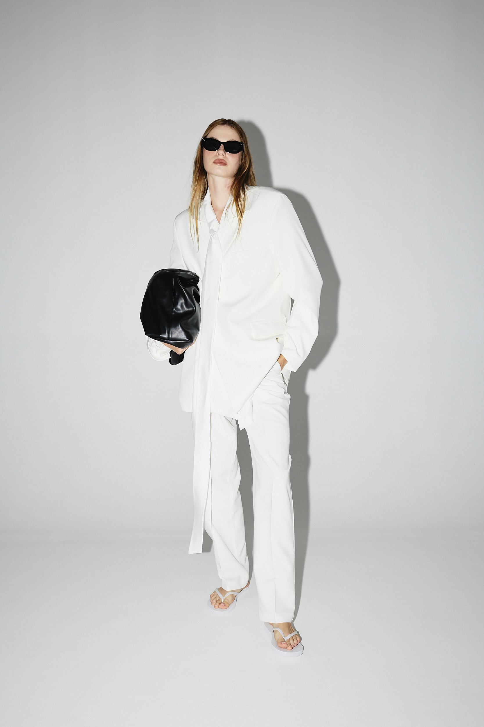 STUDIO CUT RESORT267087.jpg
