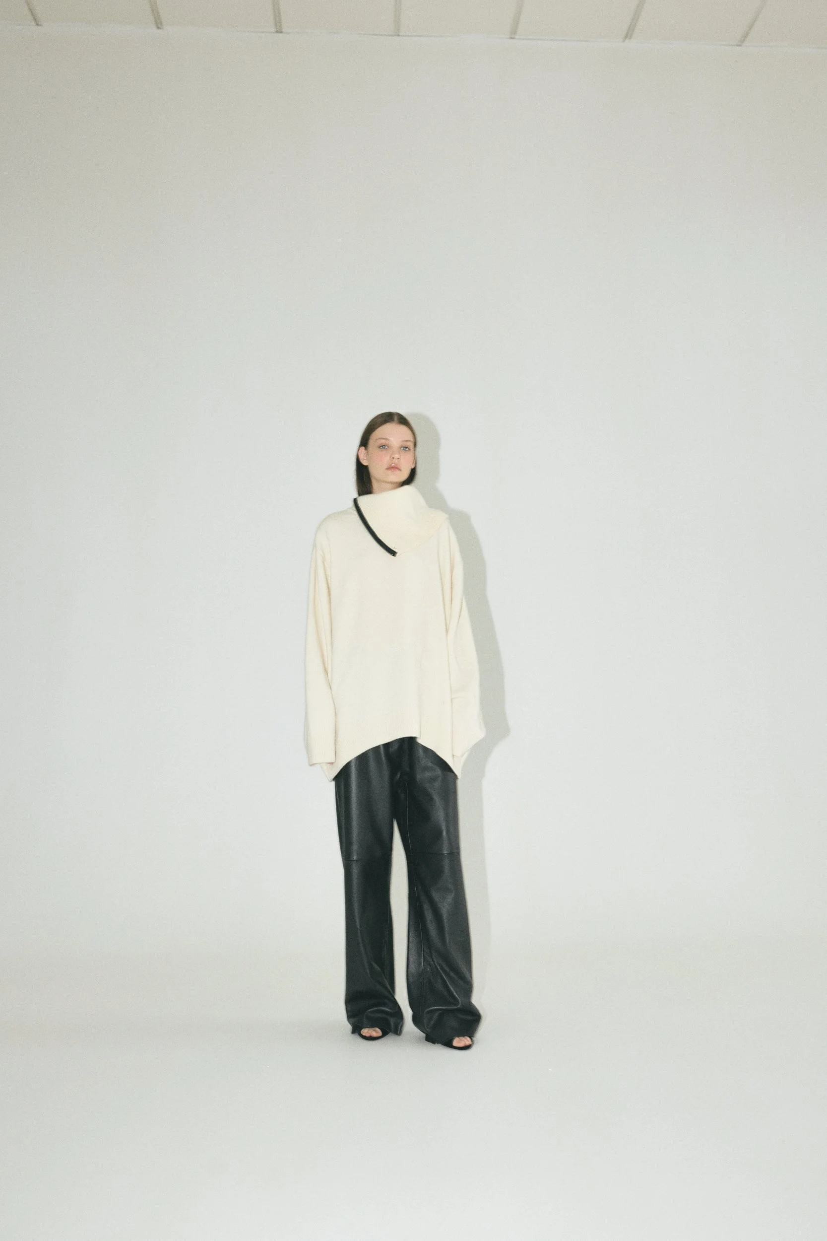 STUDIO CUT FW262999.jpg