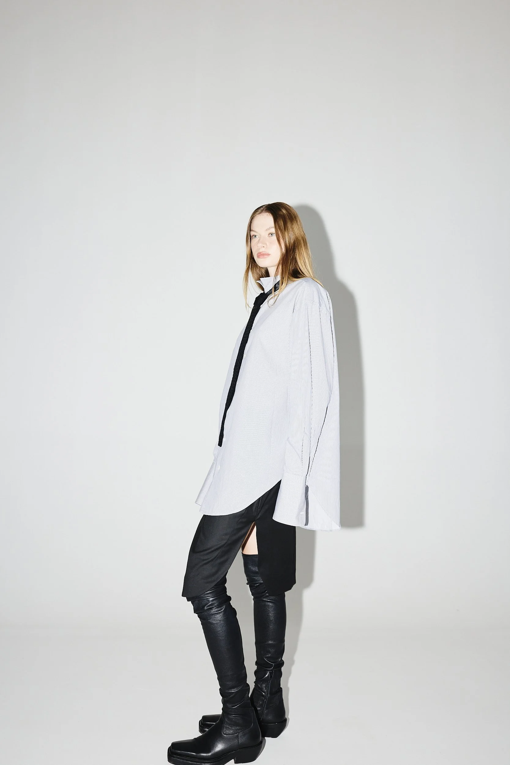 STUDIO CUT RESORT260105 2.jpg