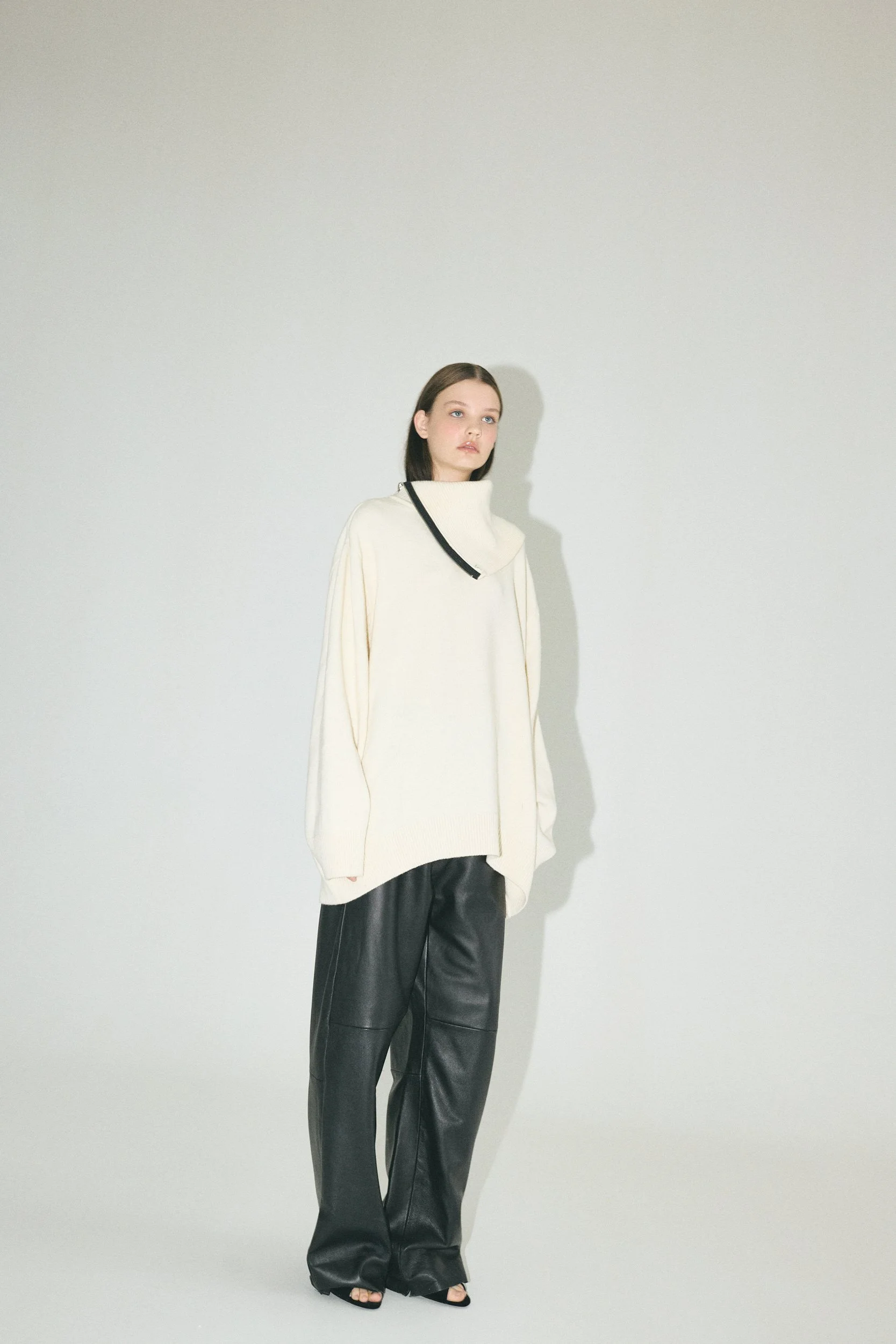 STUDIO CUT FW262972.jpg