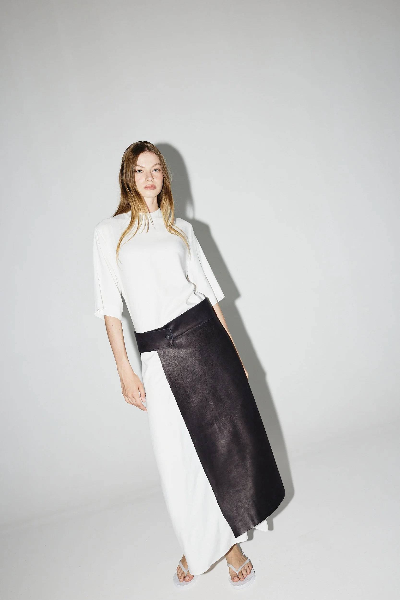 STUDIO CUT RESORT260076 3.jpg