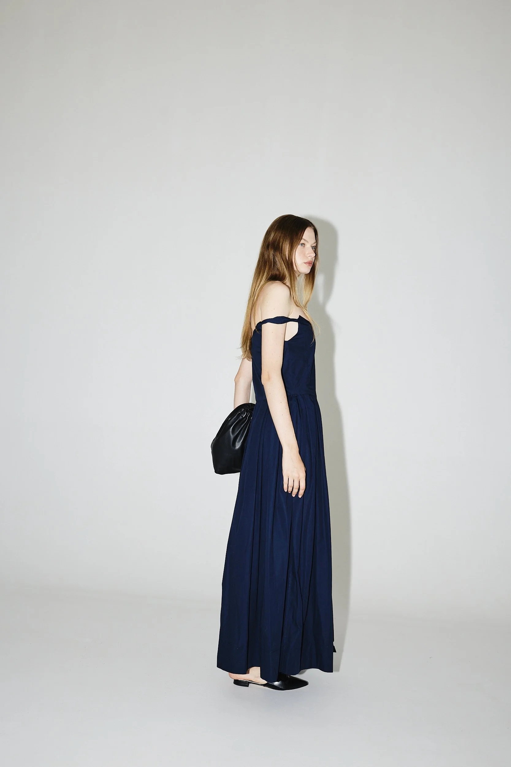STUDIO CUT RESORT260203 3.jpg