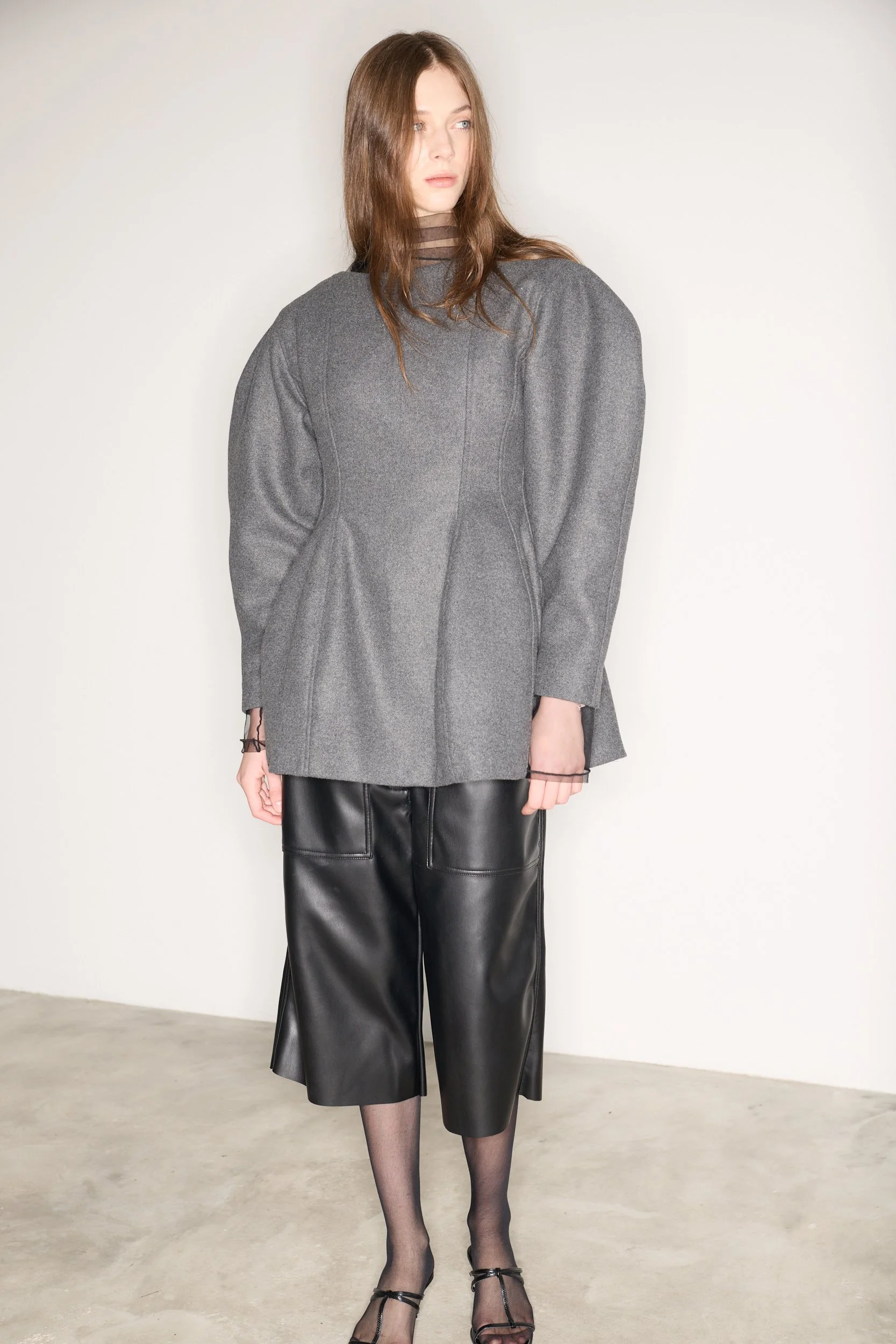 STUDIO CUT FW25_33381.jpg