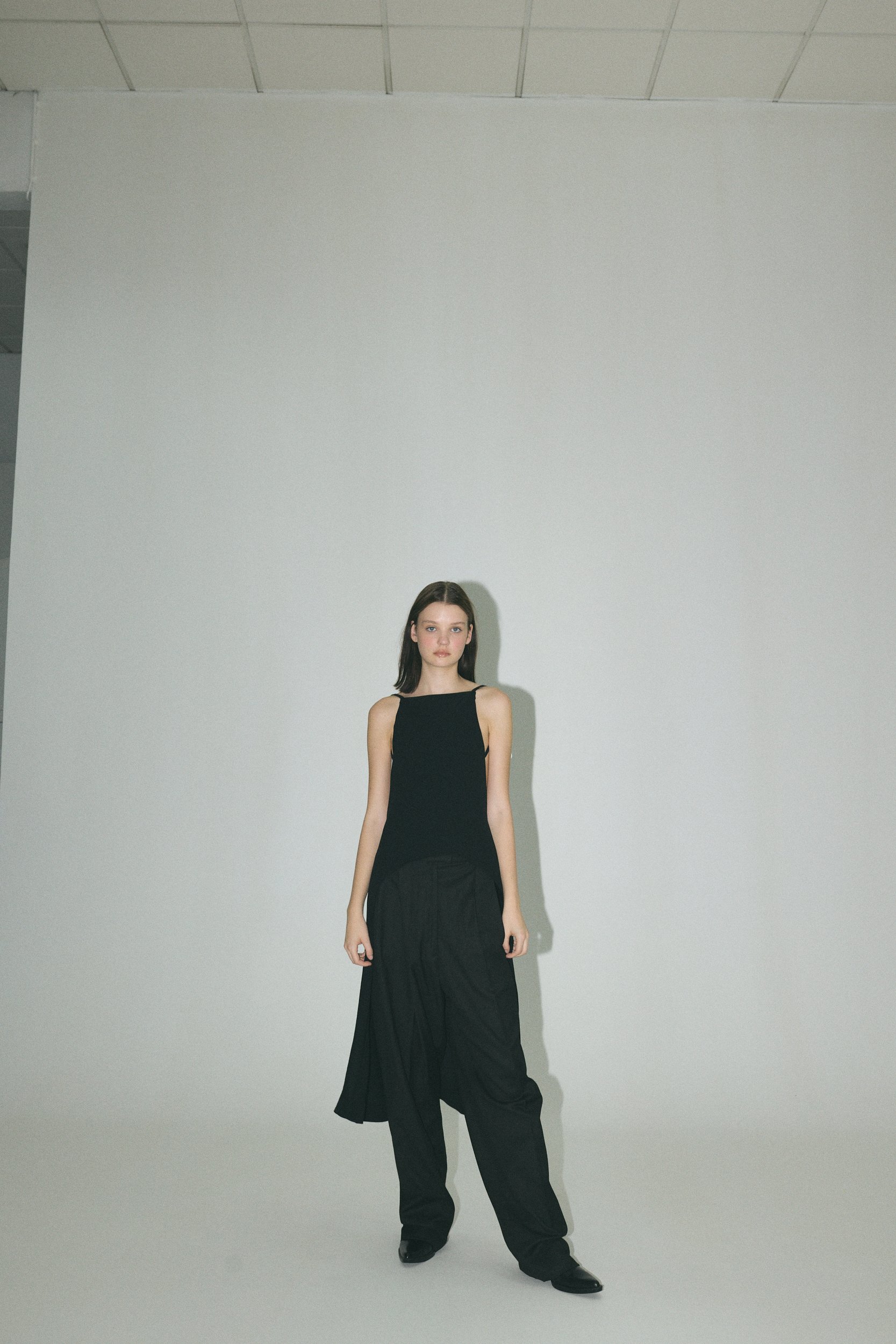 STUDIO CUT FW265986.jpg
