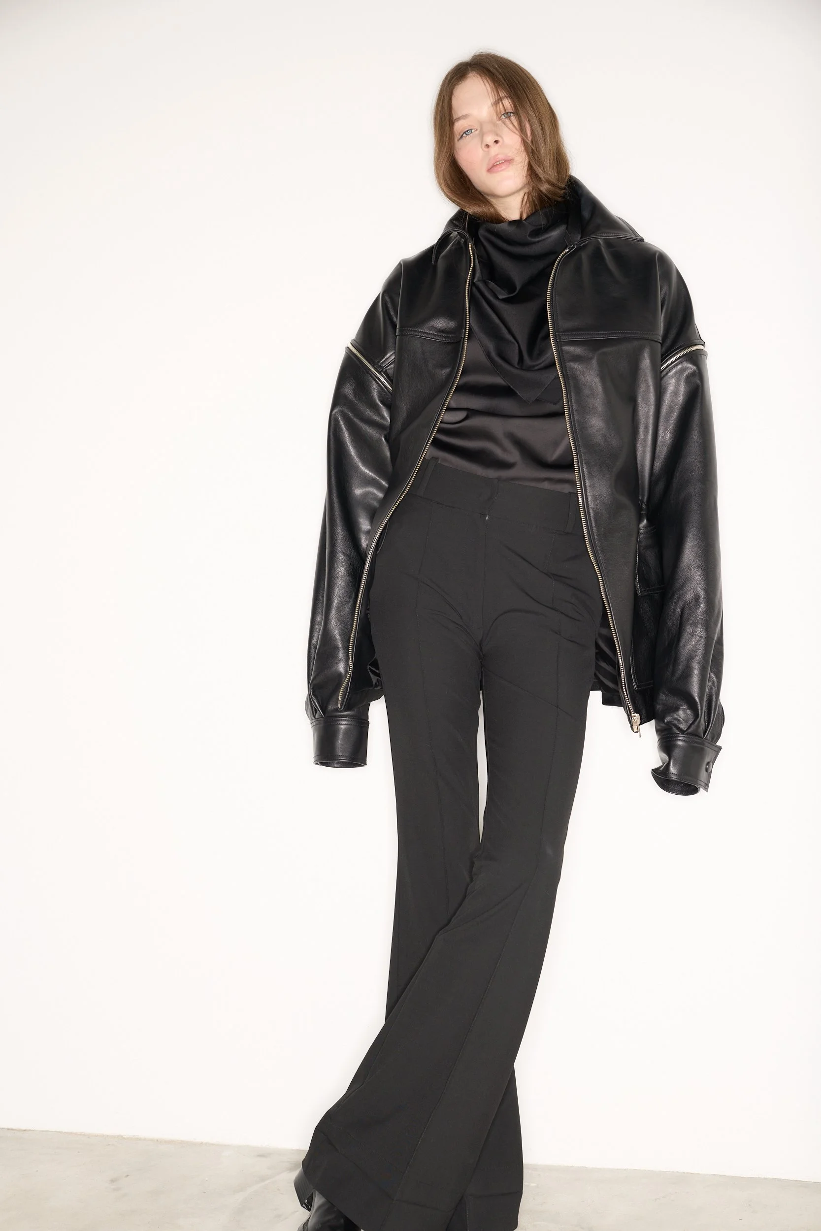 STUDIO CUT FW25_33953.jpg